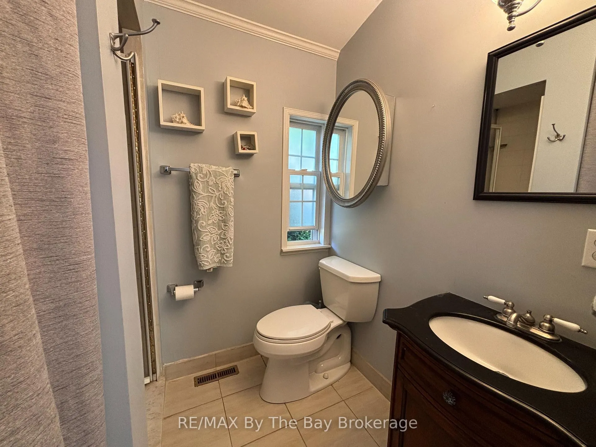 Photo 14 of Unit 173, 85 Theme Park Drive, Wasaga Beach — HOMEH