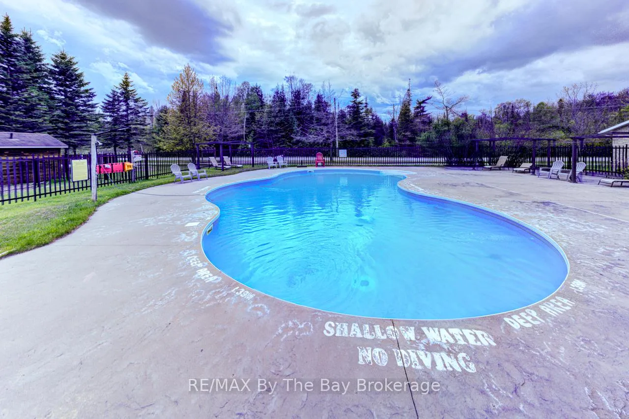 Photo 20 of Unit 173, 85 Theme Park Drive, Wasaga Beach — HOMEH