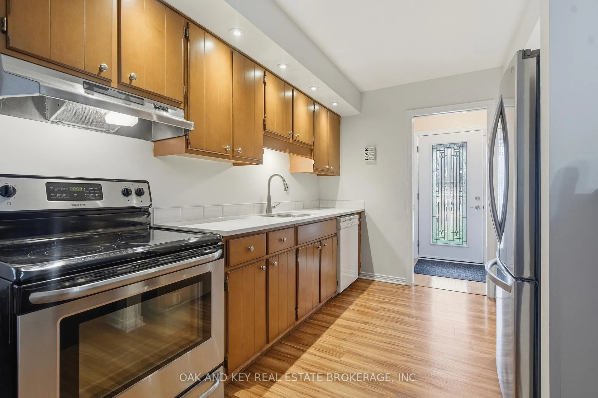 Photo 13 of 133 Fairlane Avenue, London, South K — HOMEH