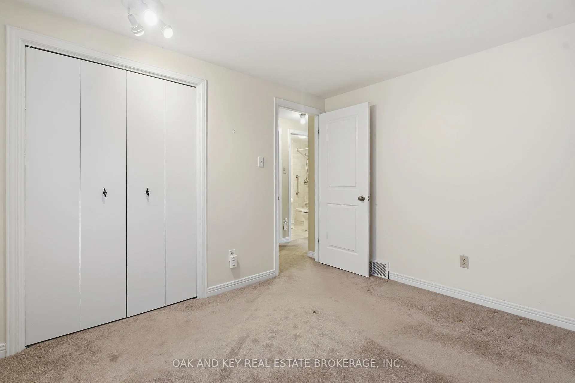 Photo 25 of 133 Fairlane Avenue, London, South K — HOMEH