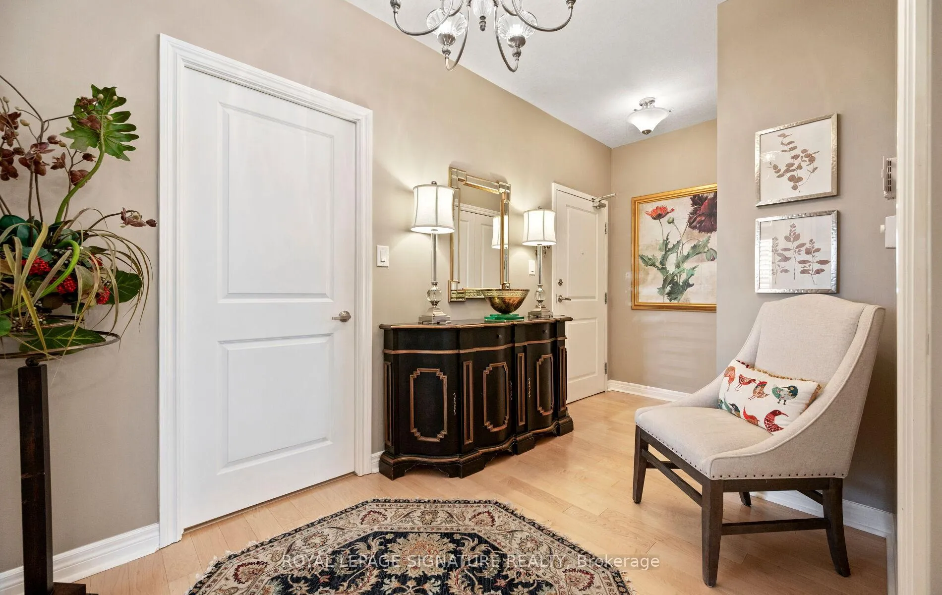 Photo 3 of Unit 101, 539 Belmont Avenue W, Kitchener — HOMEH