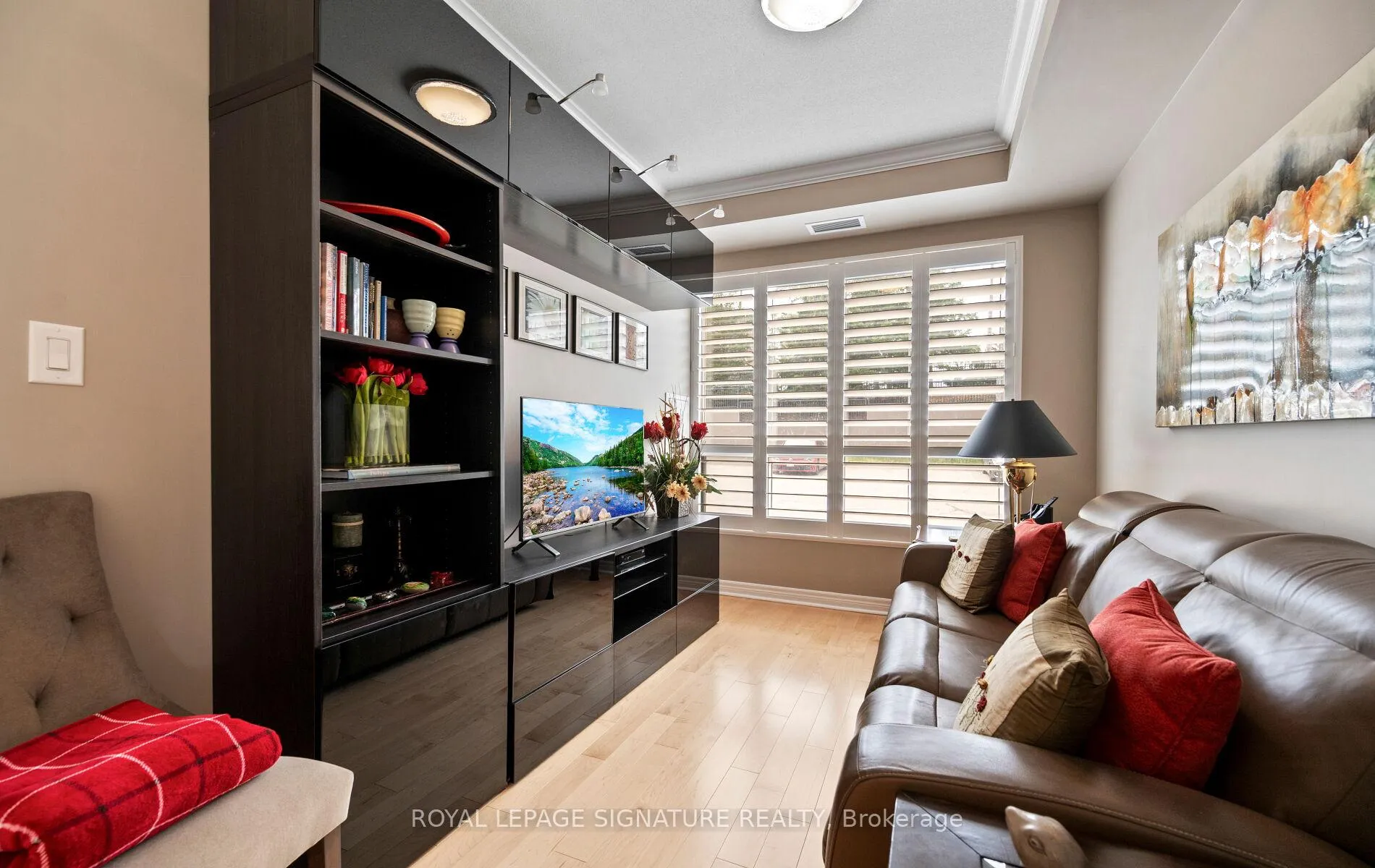 Photo 12 of Unit 101, 539 Belmont Avenue W, Kitchener — HOMEH