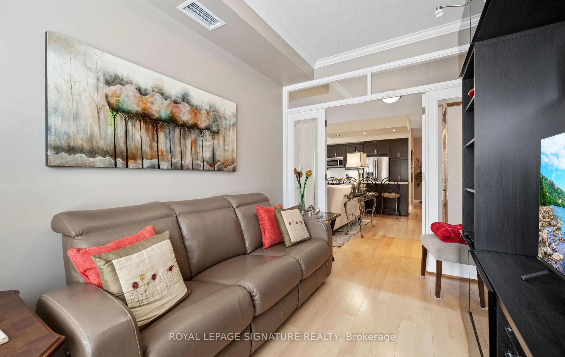 Photo 13 of Unit 101, 539 Belmont Avenue W, Kitchener — HOMEH