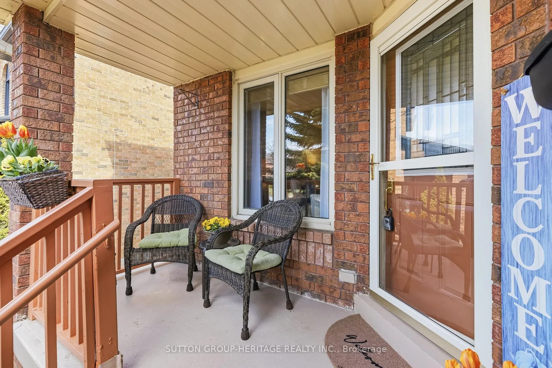 Photo 2 of 204 Lake Driveway, Ajax, South West — HOMEH