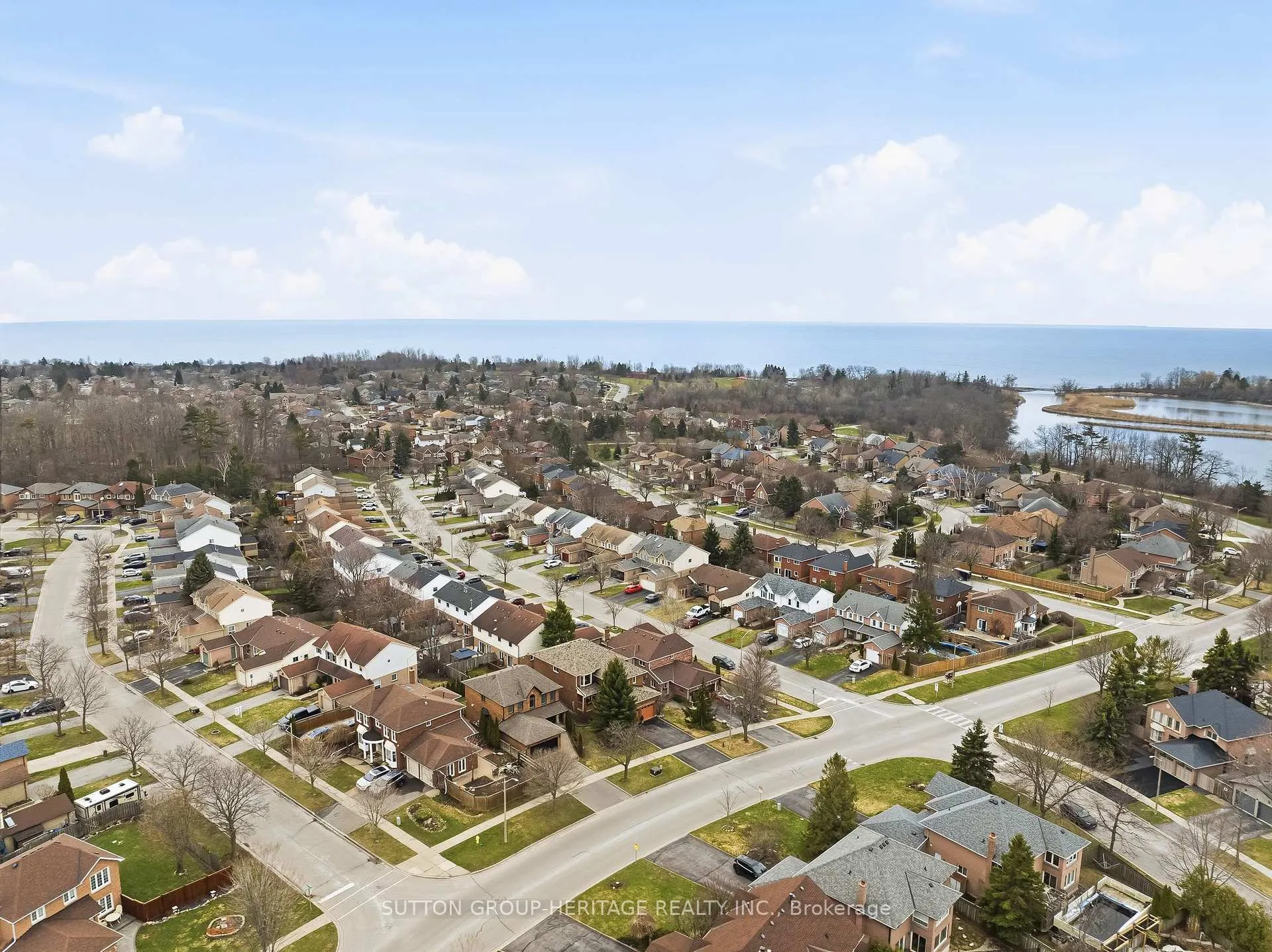 Photo 44 of 204 Lake Driveway, Ajax, South West — HOMEH