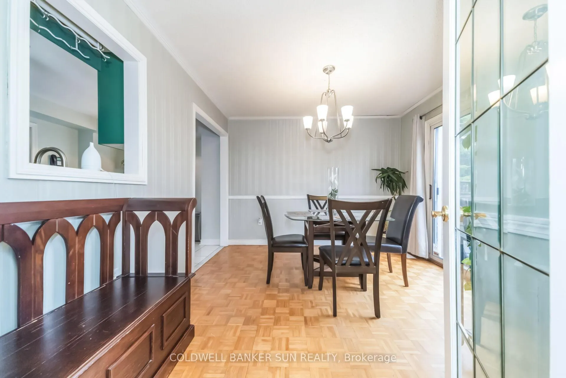 Photo 10 of 240 Pressed Brick Drive, Brampton, Brampton North — HOMEH