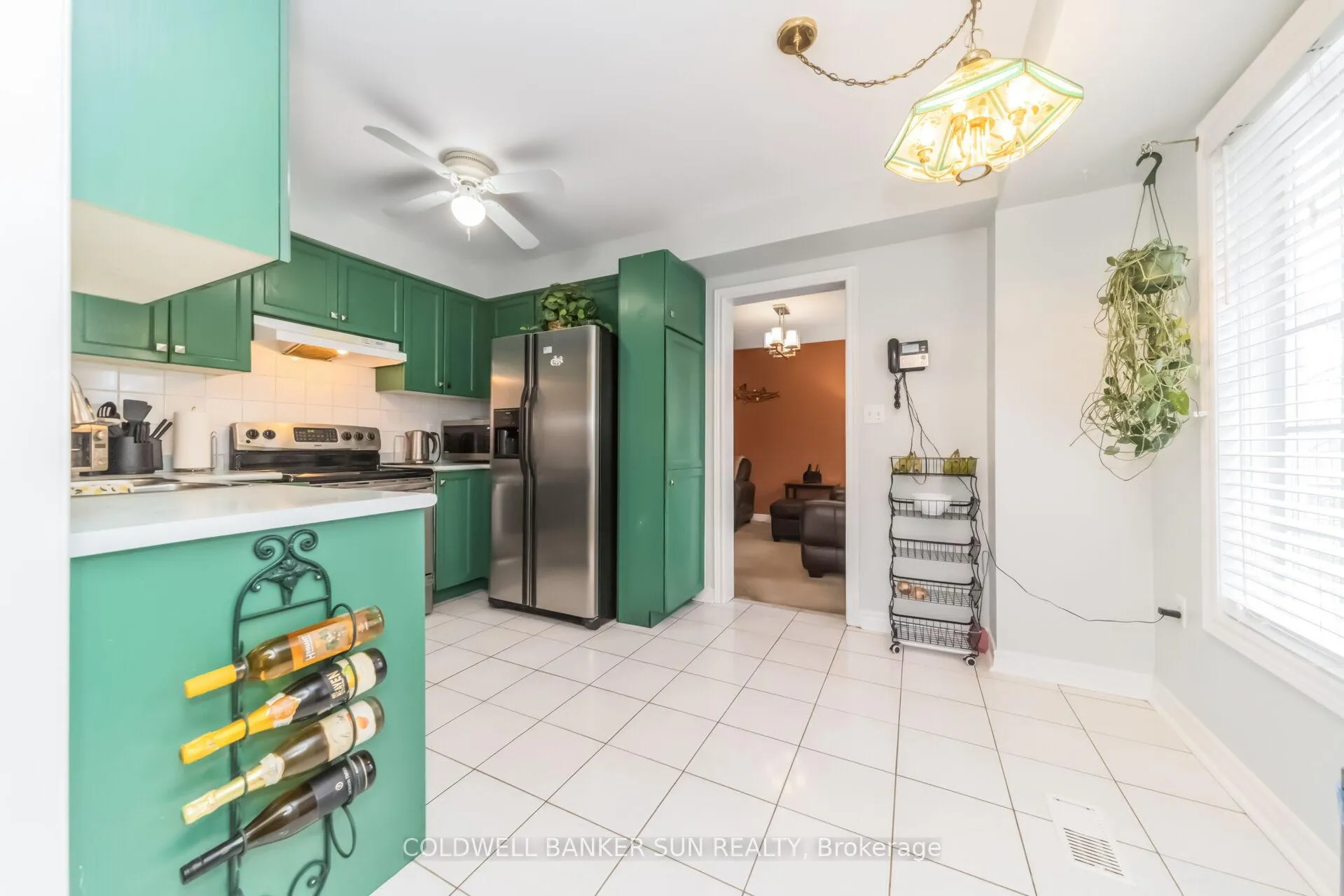 Photo 14 of 240 Pressed Brick Drive, Brampton, Brampton North — HOMEH