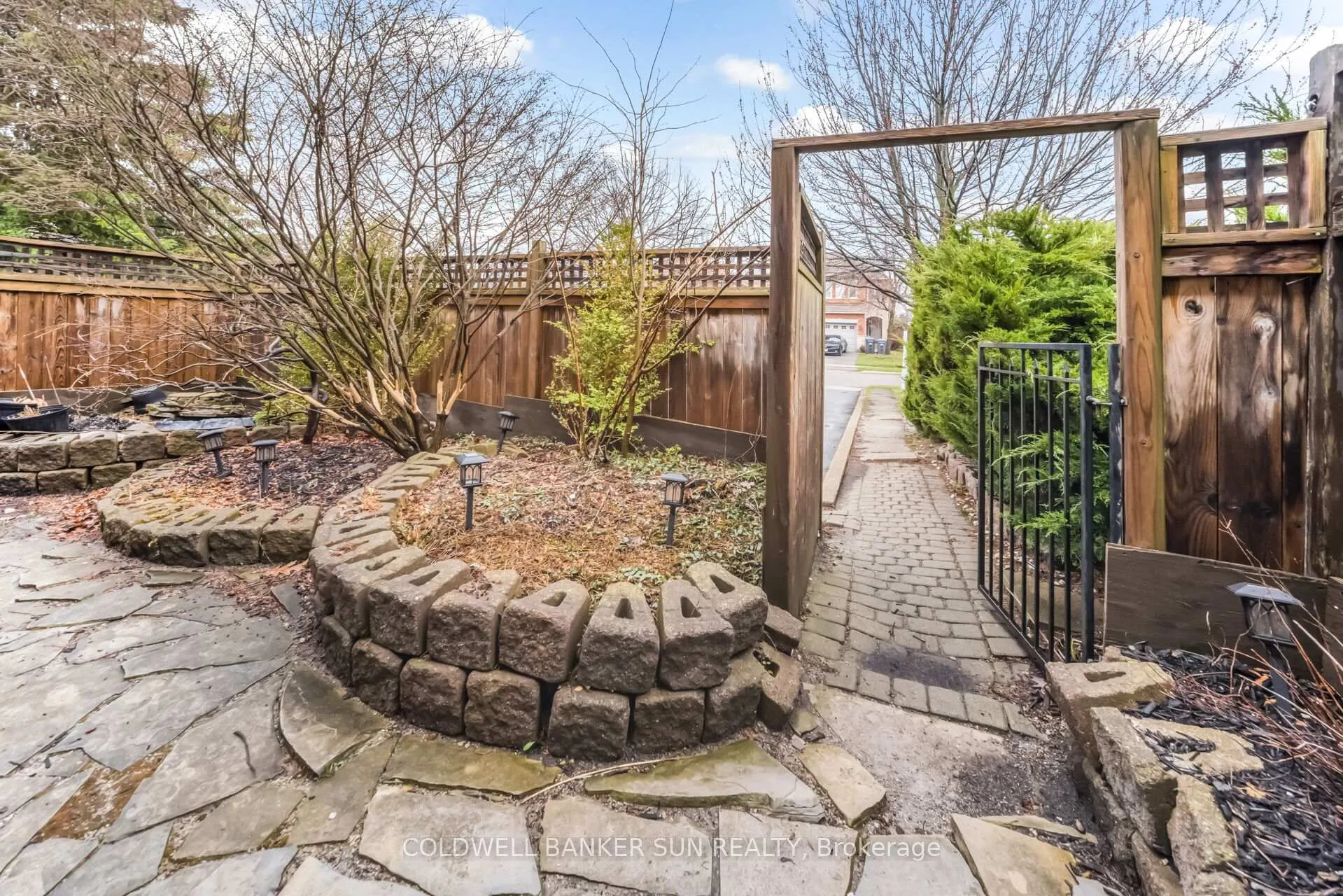 Photo 43 of 240 Pressed Brick Drive, Brampton, Brampton North — HOMEH