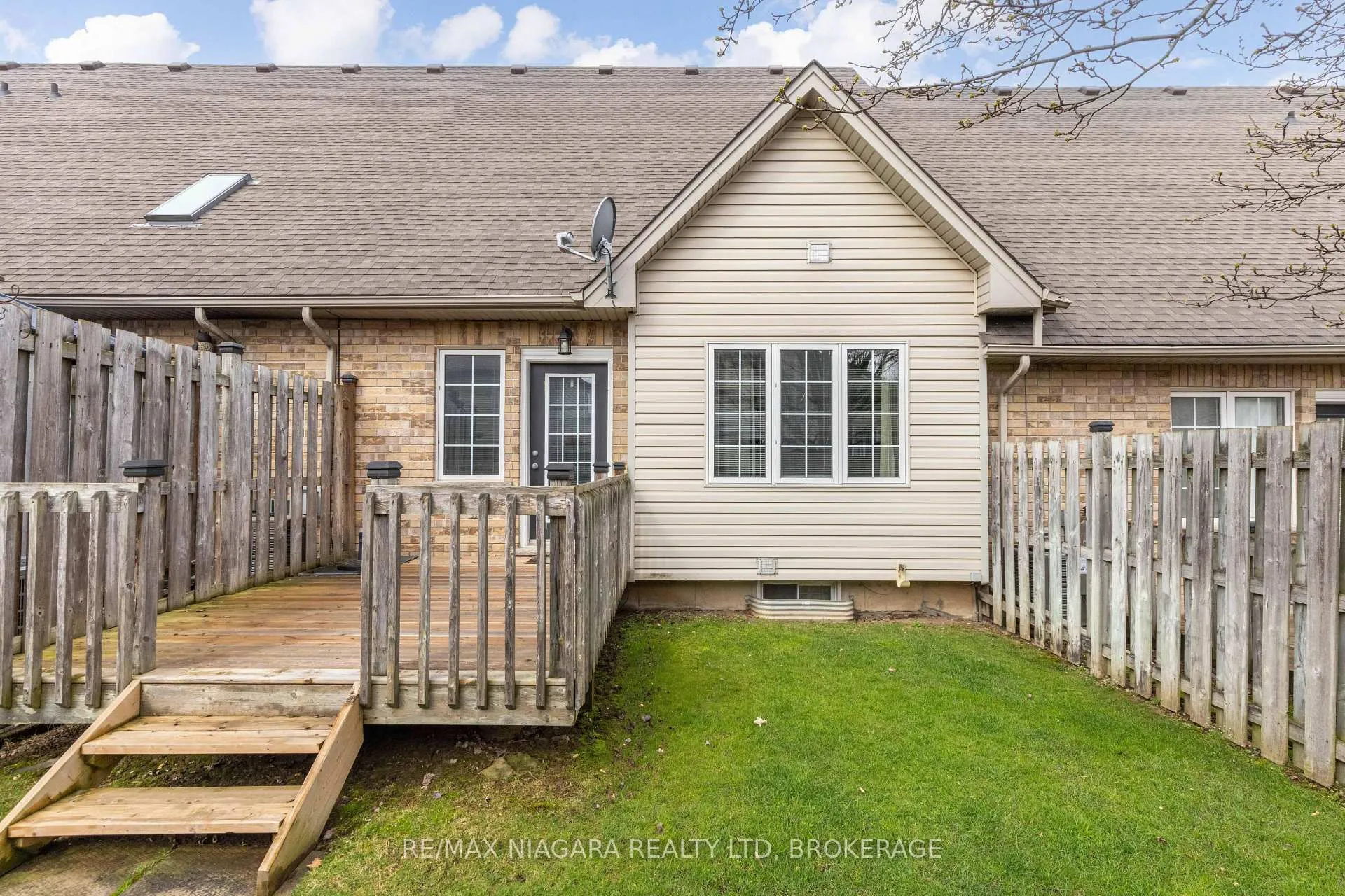 Photo 22 of Unit 16, 8142 Costabile Drive, Niagara Falls, Ascot — HOMEH
