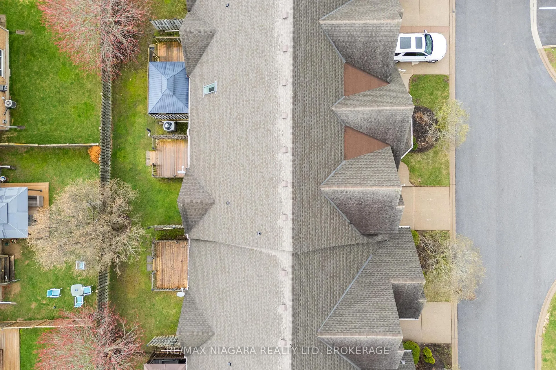 Photo 23 of Unit 16, 8142 Costabile Drive, Niagara Falls, Ascot — HOMEH