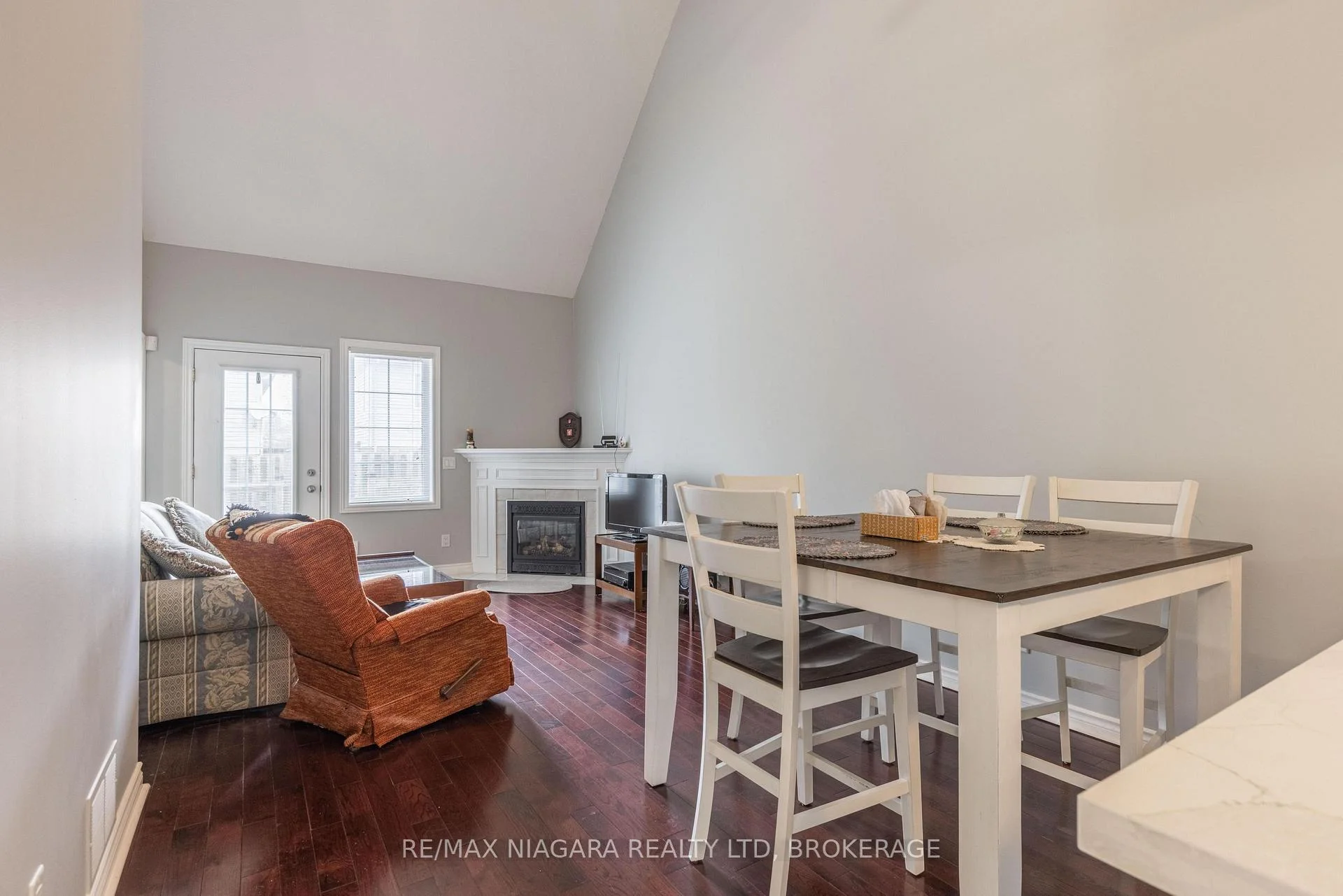 Photo 32 of Unit 16, 8142 Costabile Drive, Niagara Falls, Ascot — HOMEH