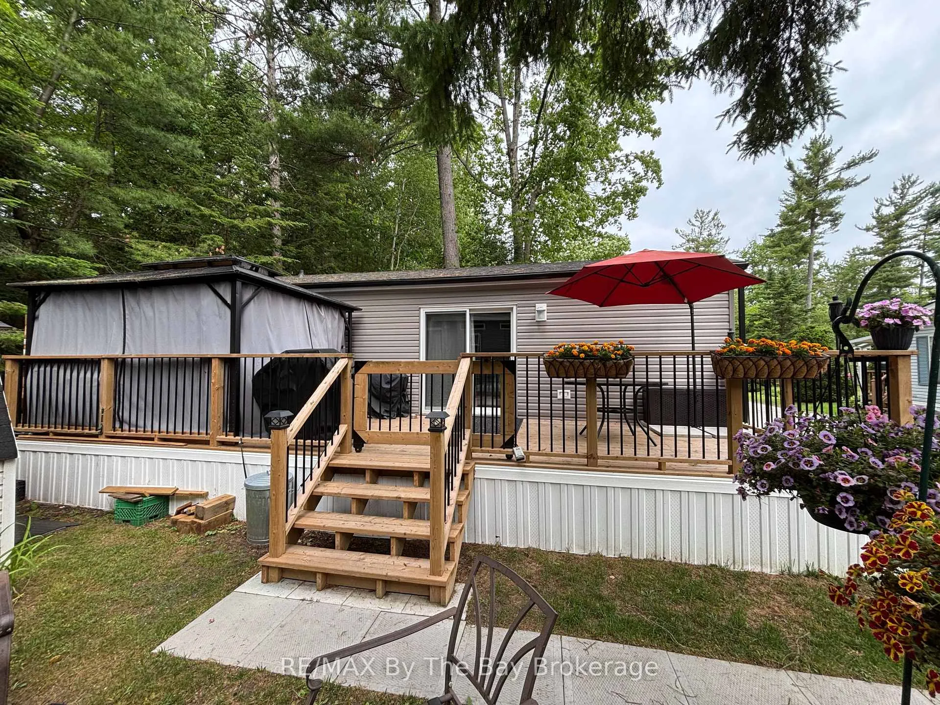 Photo 31 of Unit 75, 85 Theme Park Drive, Wasaga Beach — HOMEH
