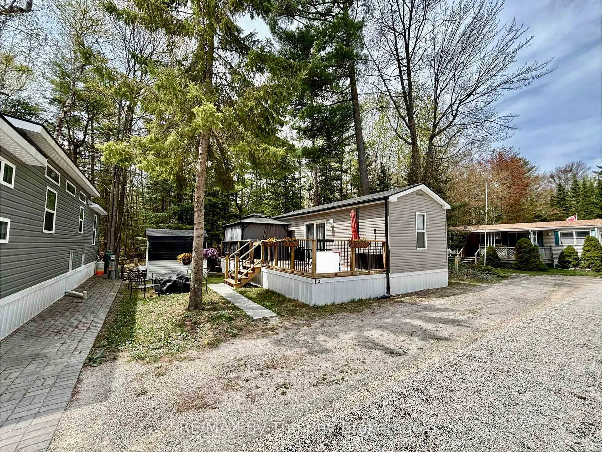 Photo 33 of Unit 75, 85 Theme Park Drive, Wasaga Beach — HOMEH