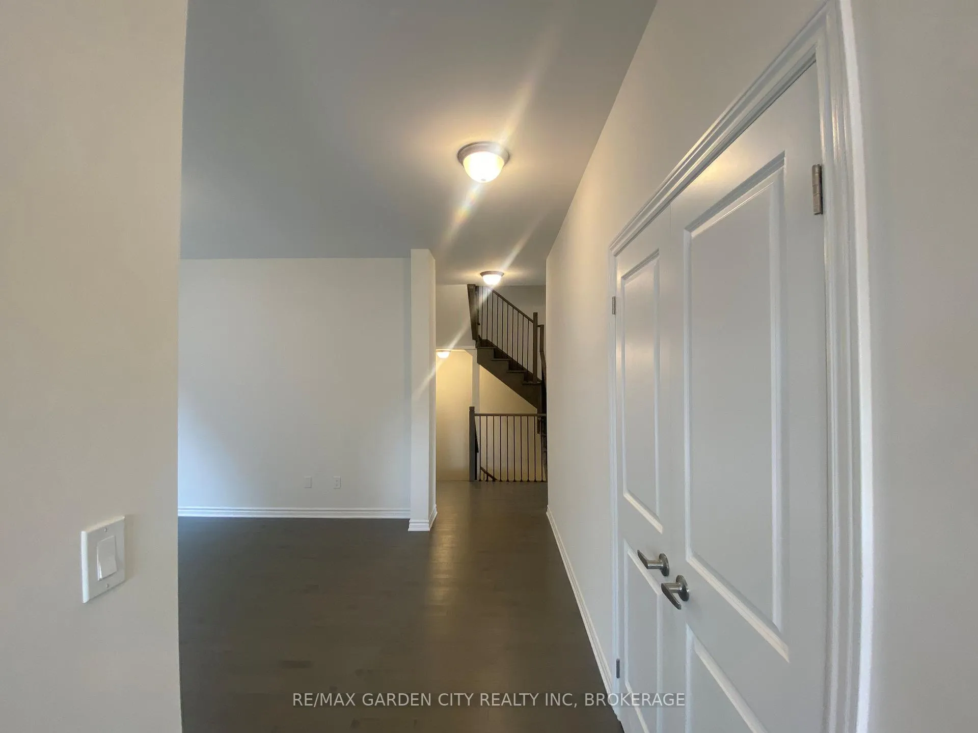 Photo 6 of 74 Oriole Crescent, Port Colborne, Main Street — HOMEH
