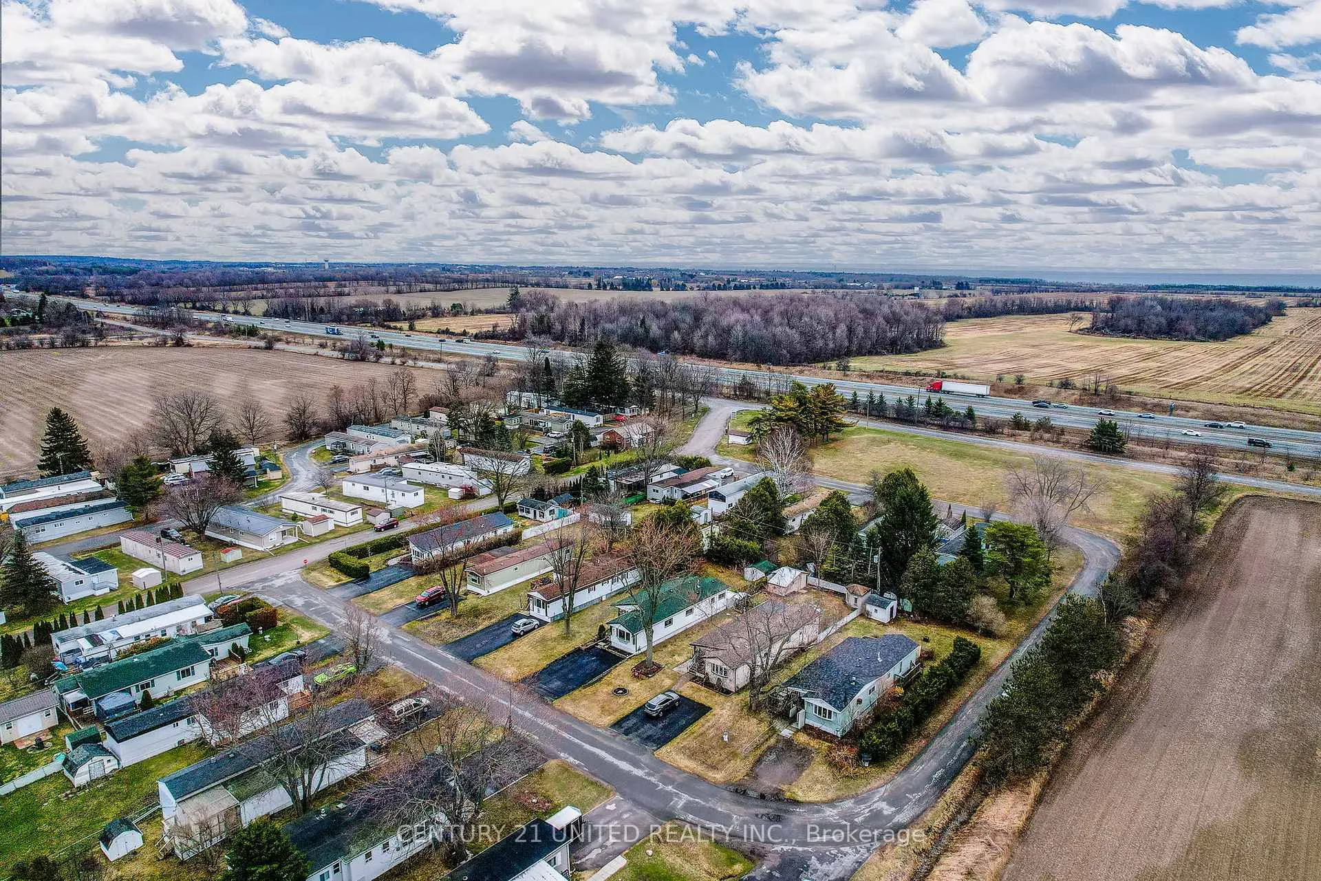 Photo 7 of 203 Lynn Crescent, Hamilton Township, Rural Hamilton — HOMEH