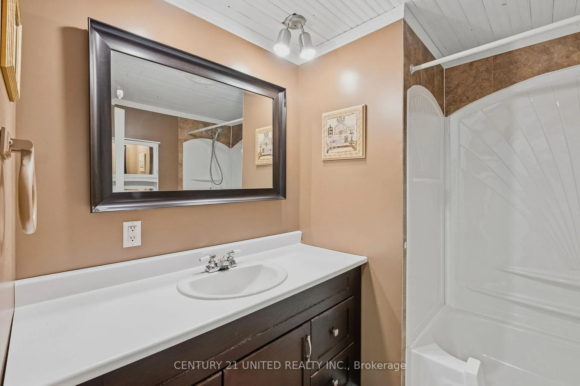 Photo 30 of 203 Lynn Crescent, Hamilton Township, Rural Hamilton — HOMEH