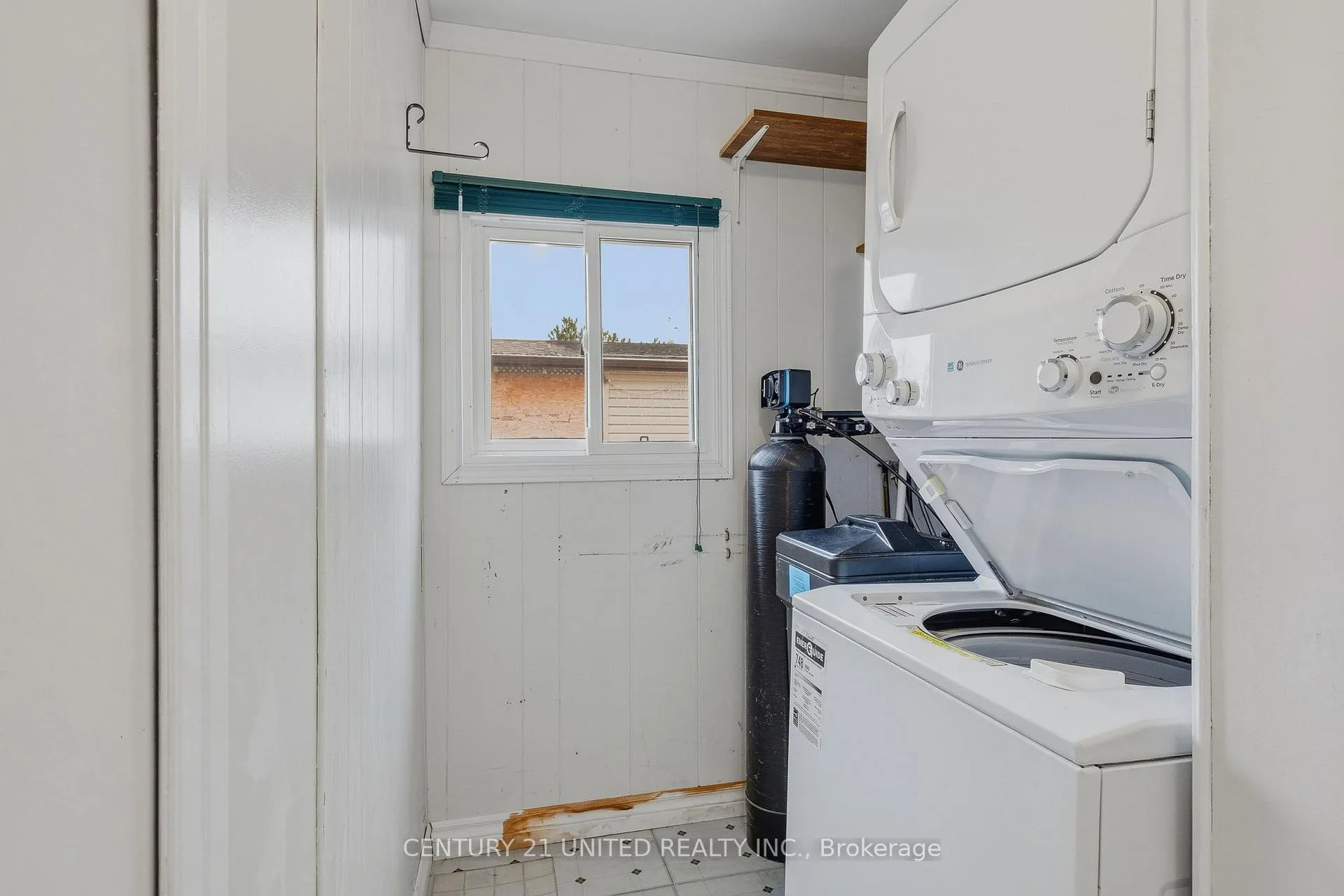 Photo 31 of 203 Lynn Crescent, Hamilton Township, Rural Hamilton — HOMEH