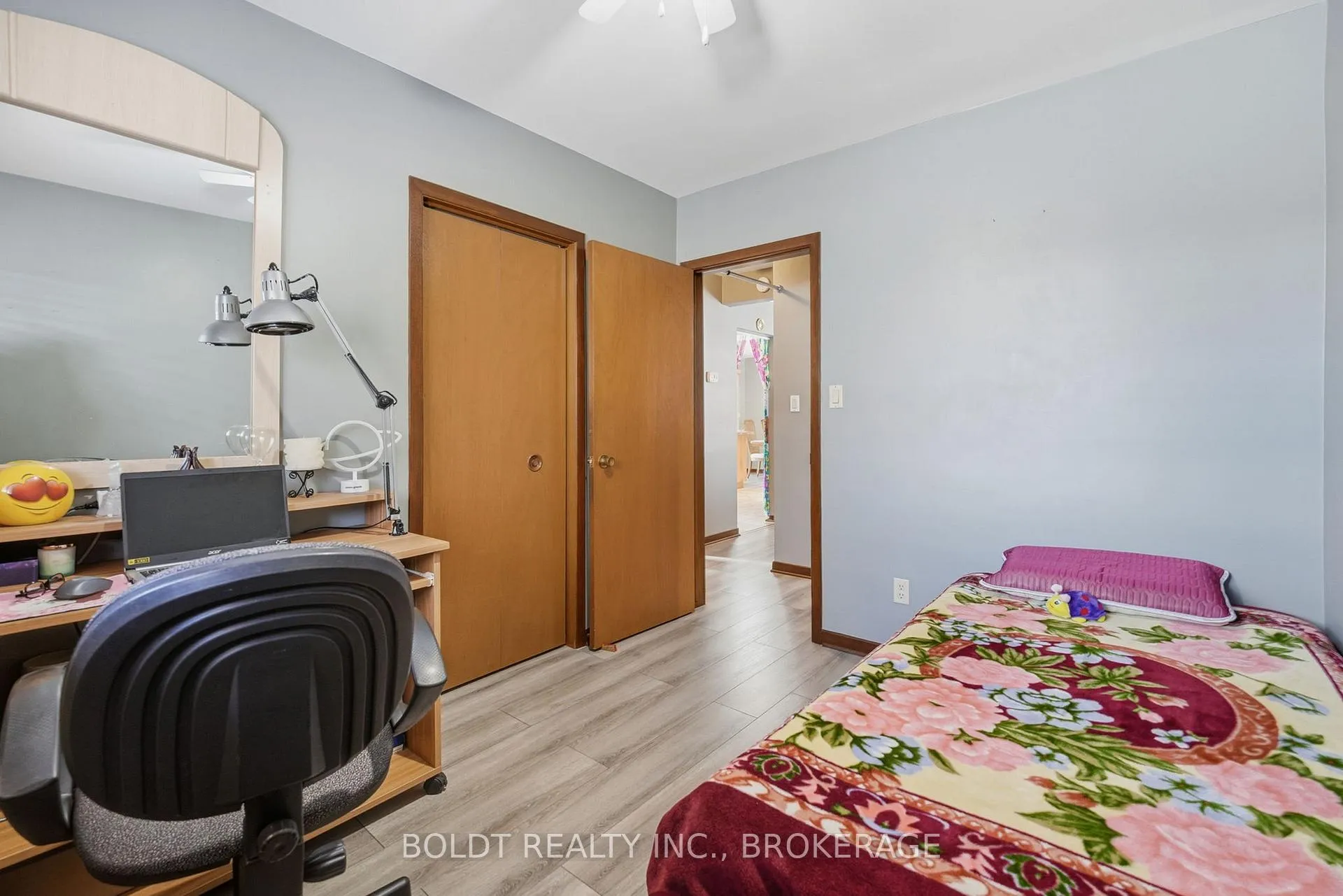 Photo 17 of 32 Old Oxford Road, St. Catharines, Vine/Linwell — HOMEH
