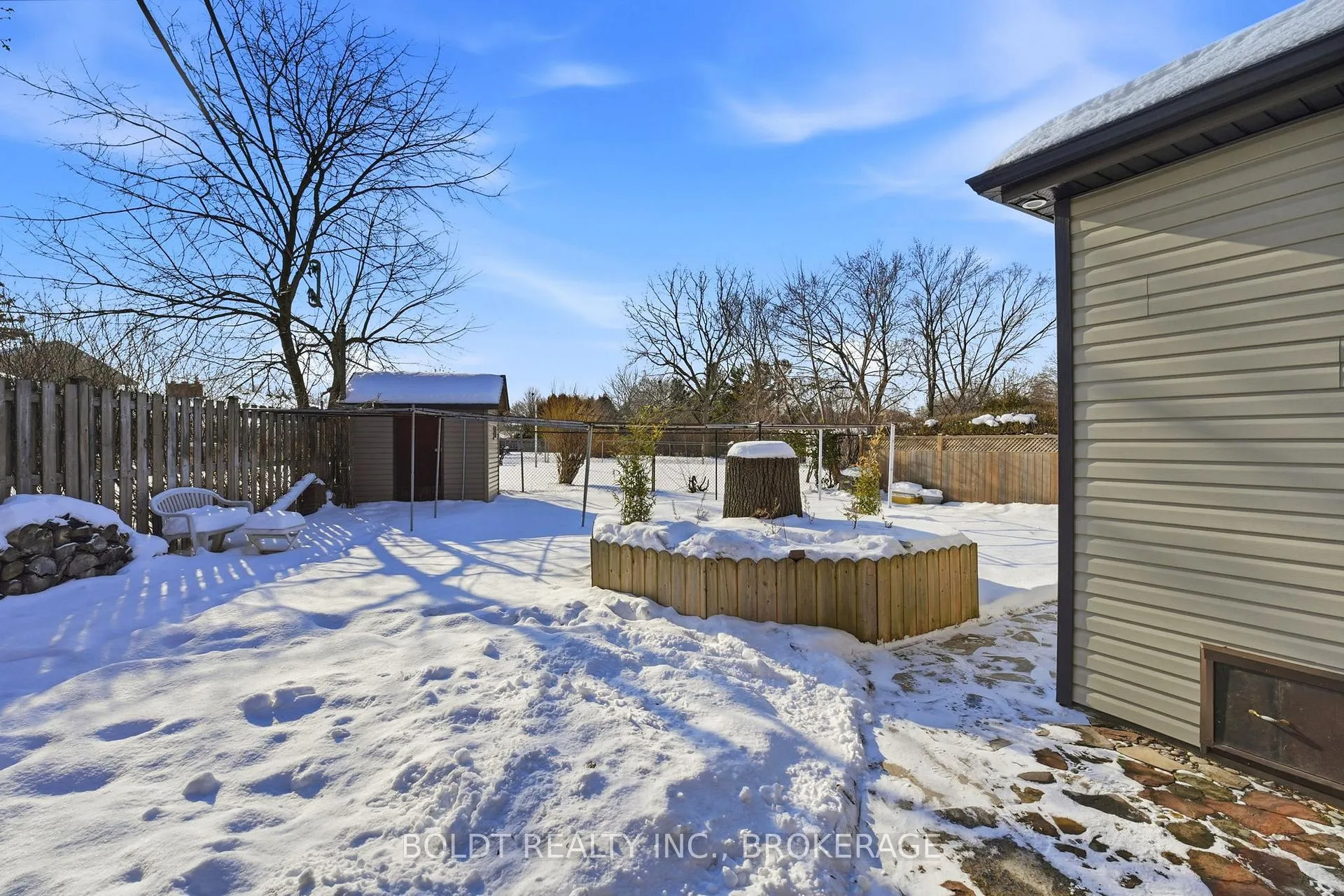 Photo 29 of 32 Old Oxford Road, St. Catharines, Vine/Linwell — HOMEH