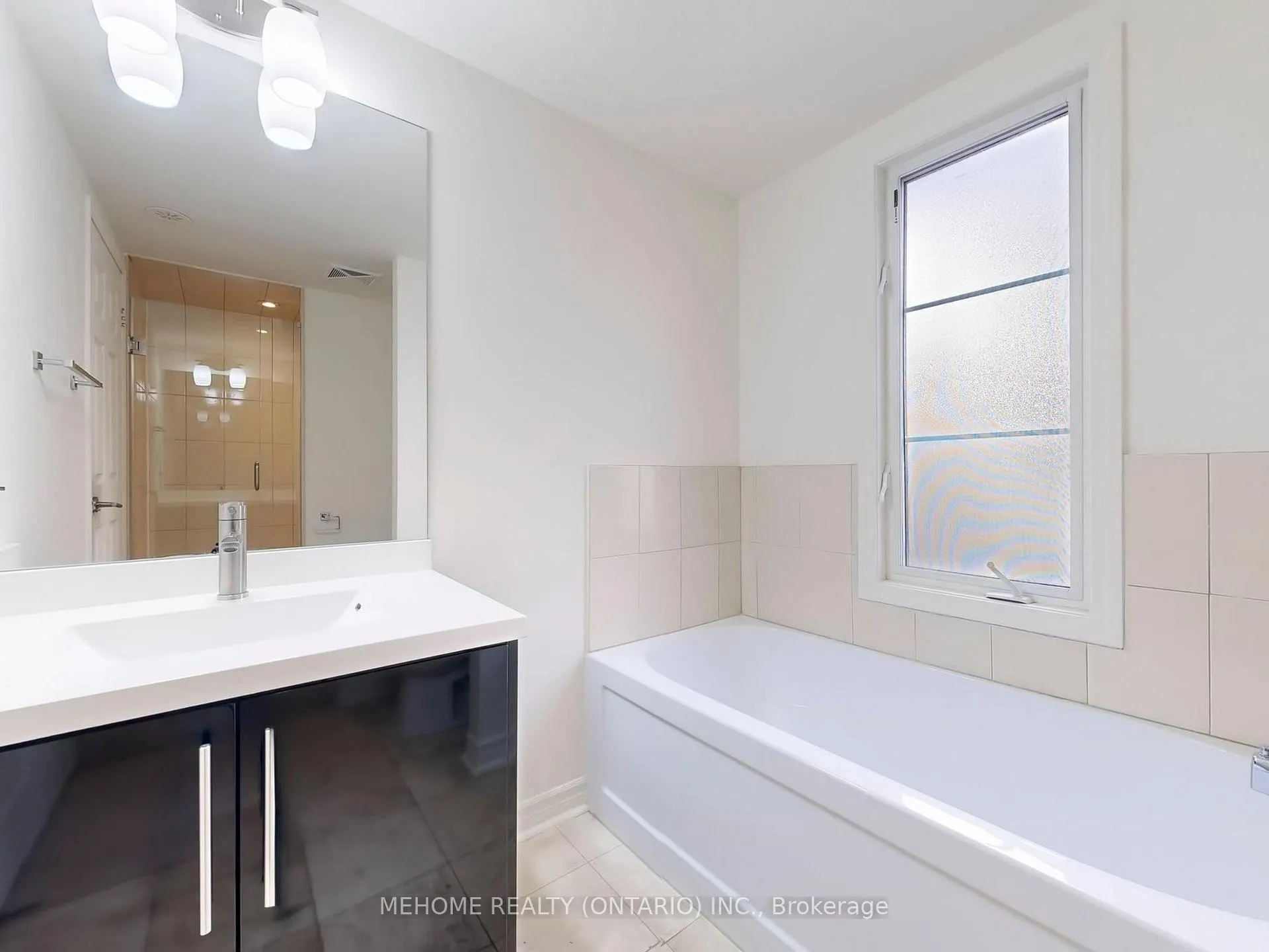 Photo 19 of Unit 15, 7 Brighton Place, Vaughan, Crestwood-Springfarm-Yorkhill — HOMEH