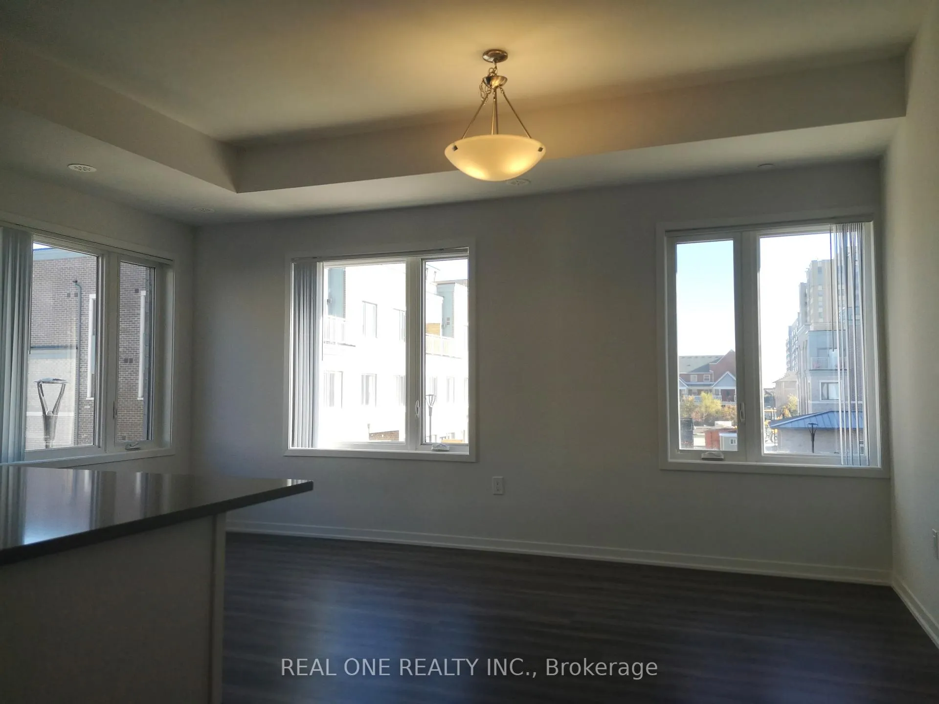 Photo 4 of Unit 111, 30 William Jackson Way, Etobicoke, New Toronto — HOMEH