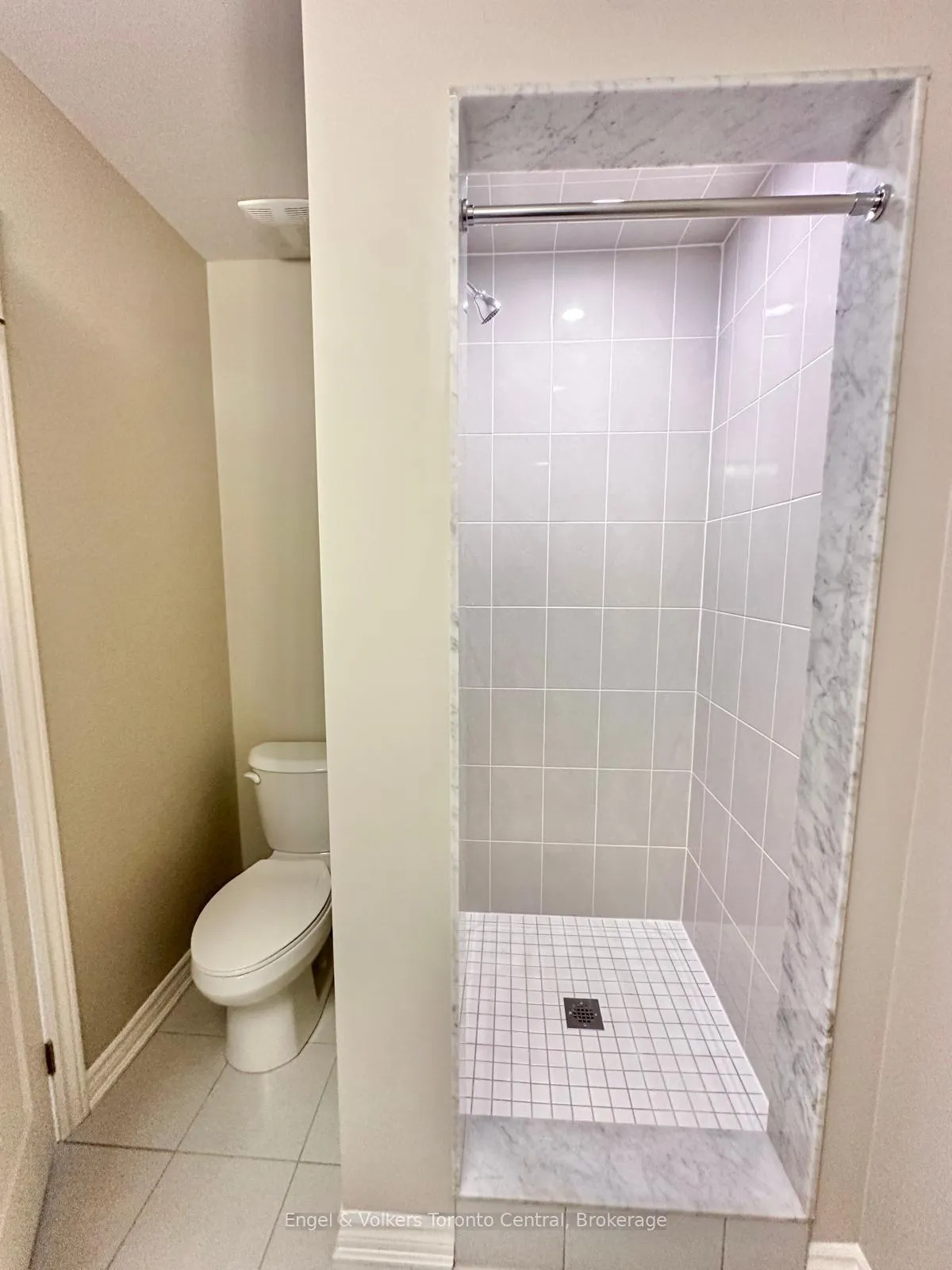 Photo 20 of 209 Clipper Drive, Clearview, Stayner — HOMEH