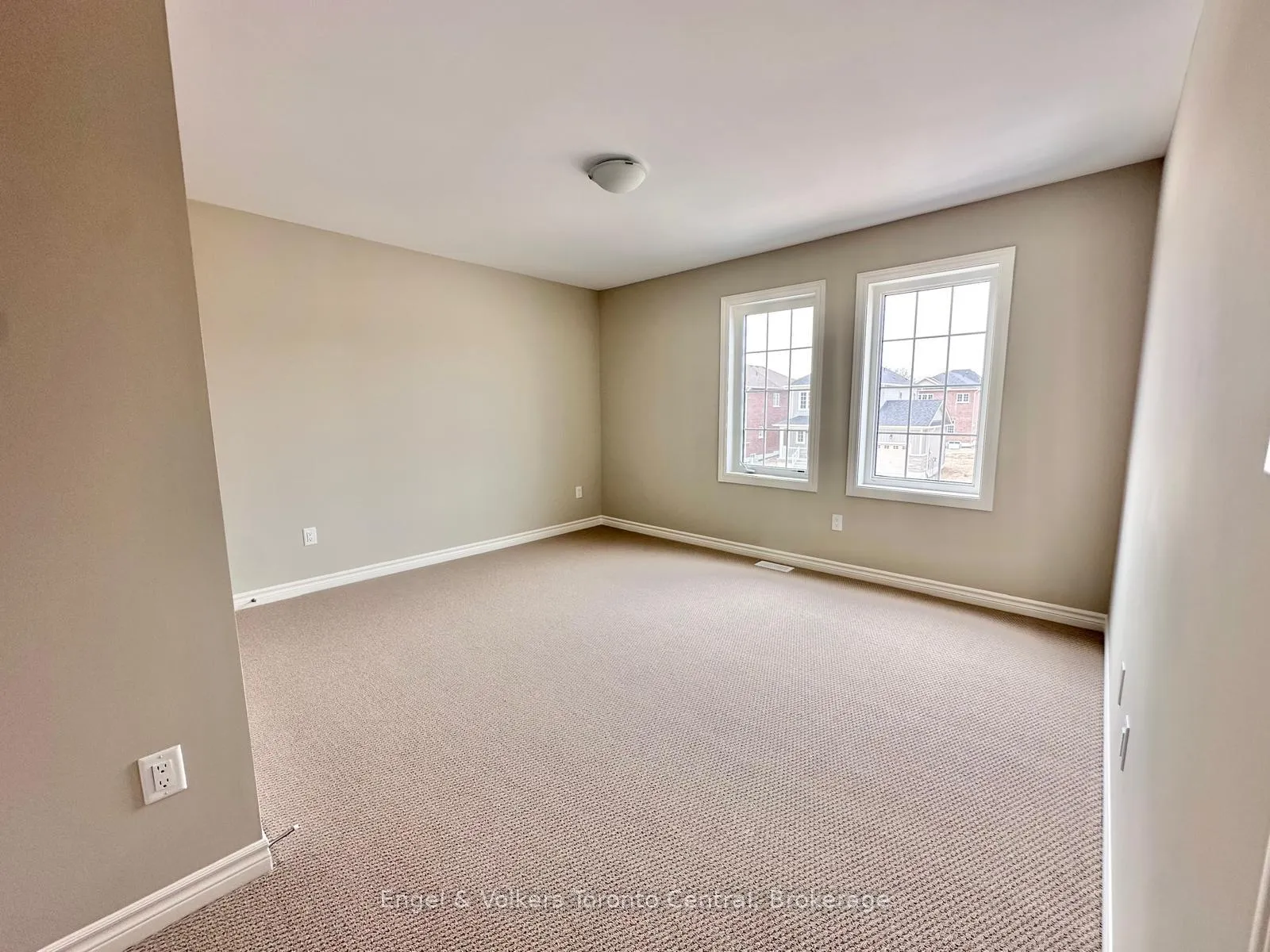 Photo 27 of 209 Clipper Drive, Clearview, Stayner — HOMEH