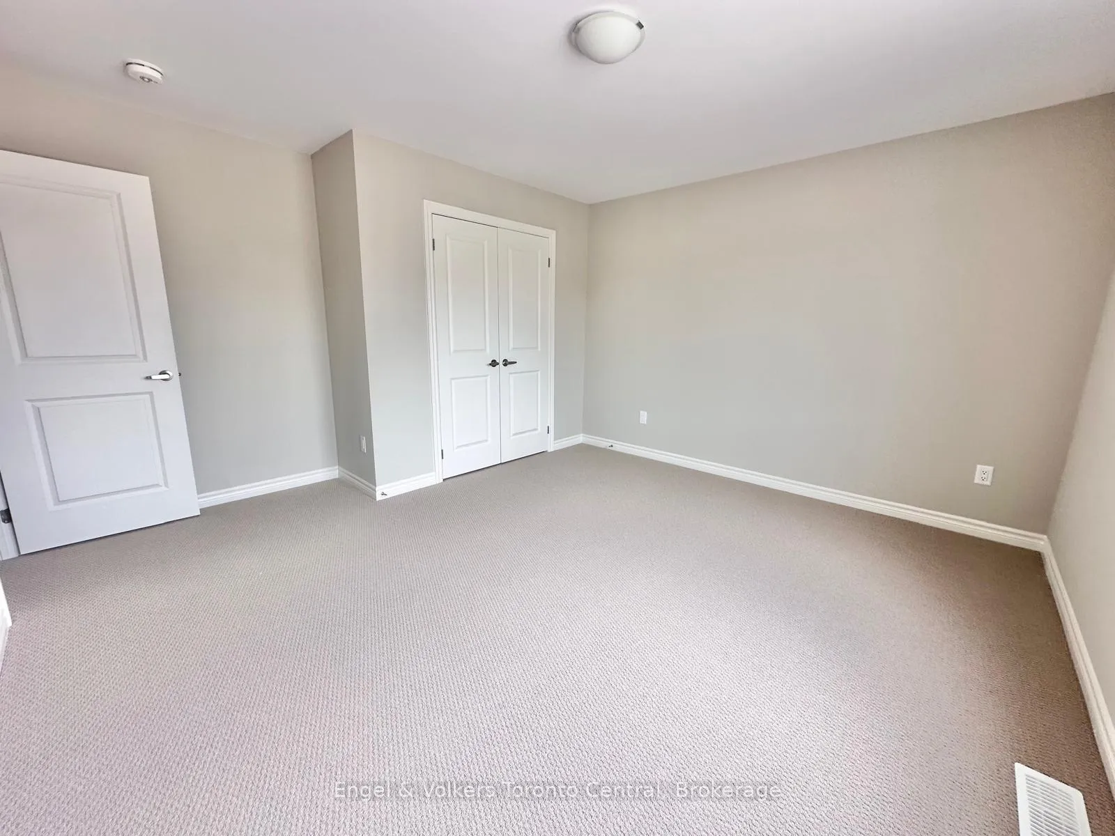 Photo 28 of 209 Clipper Drive, Clearview, Stayner — HOMEH