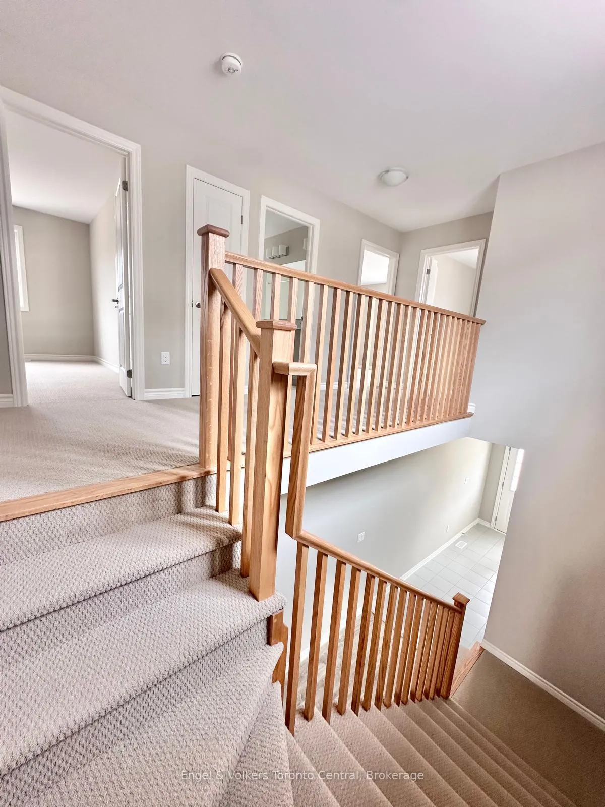 Photo 32 of 209 Clipper Drive, Clearview, Stayner — HOMEH
