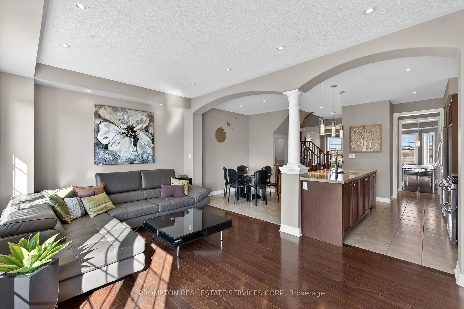 Photo 12 of 15 Donald Buttress Boulevard E, Markham, Cathedraltown — HOMEH