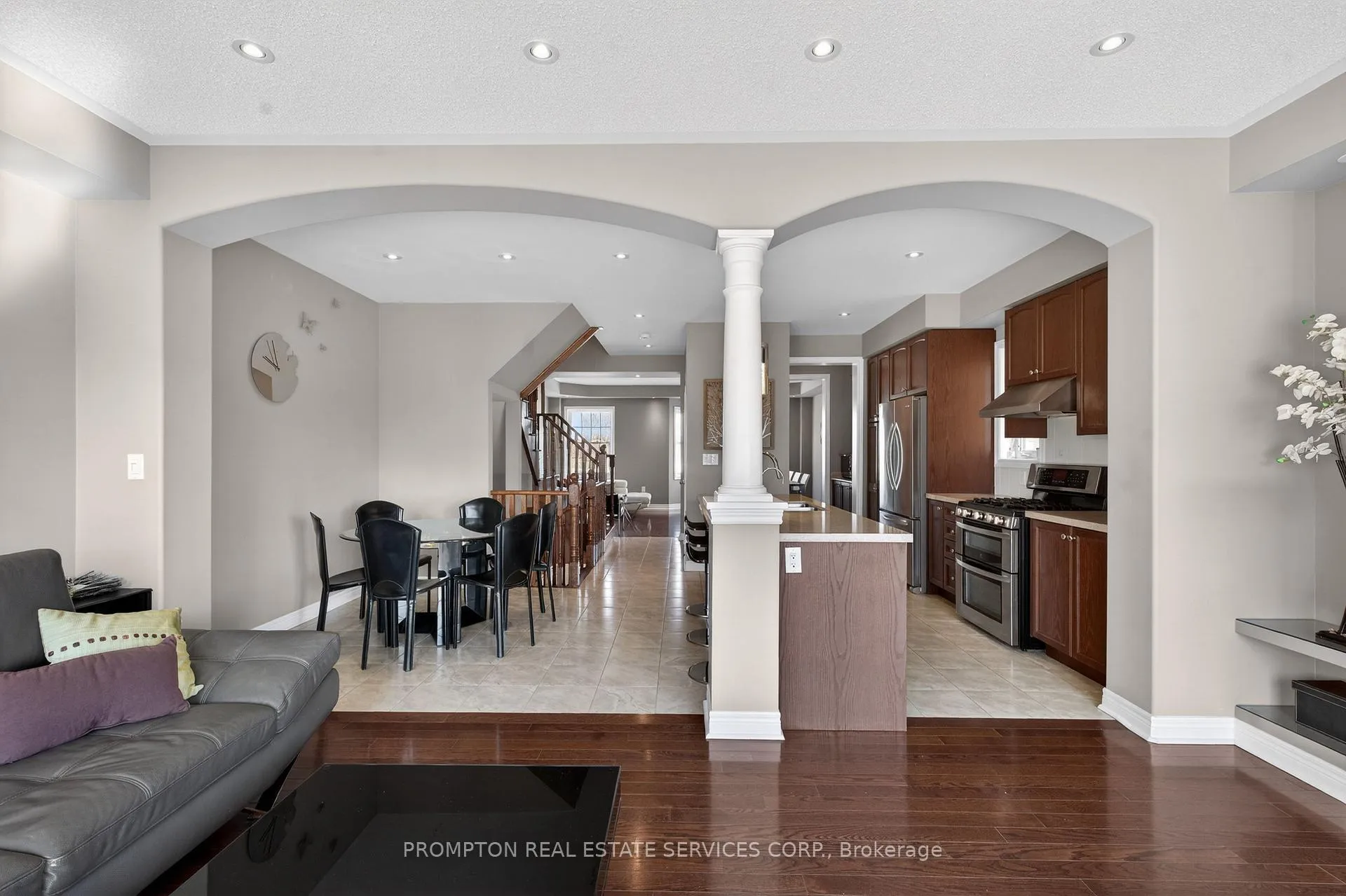 Photo 13 of 15 Donald Buttress Boulevard E, Markham, Cathedraltown — HOMEH