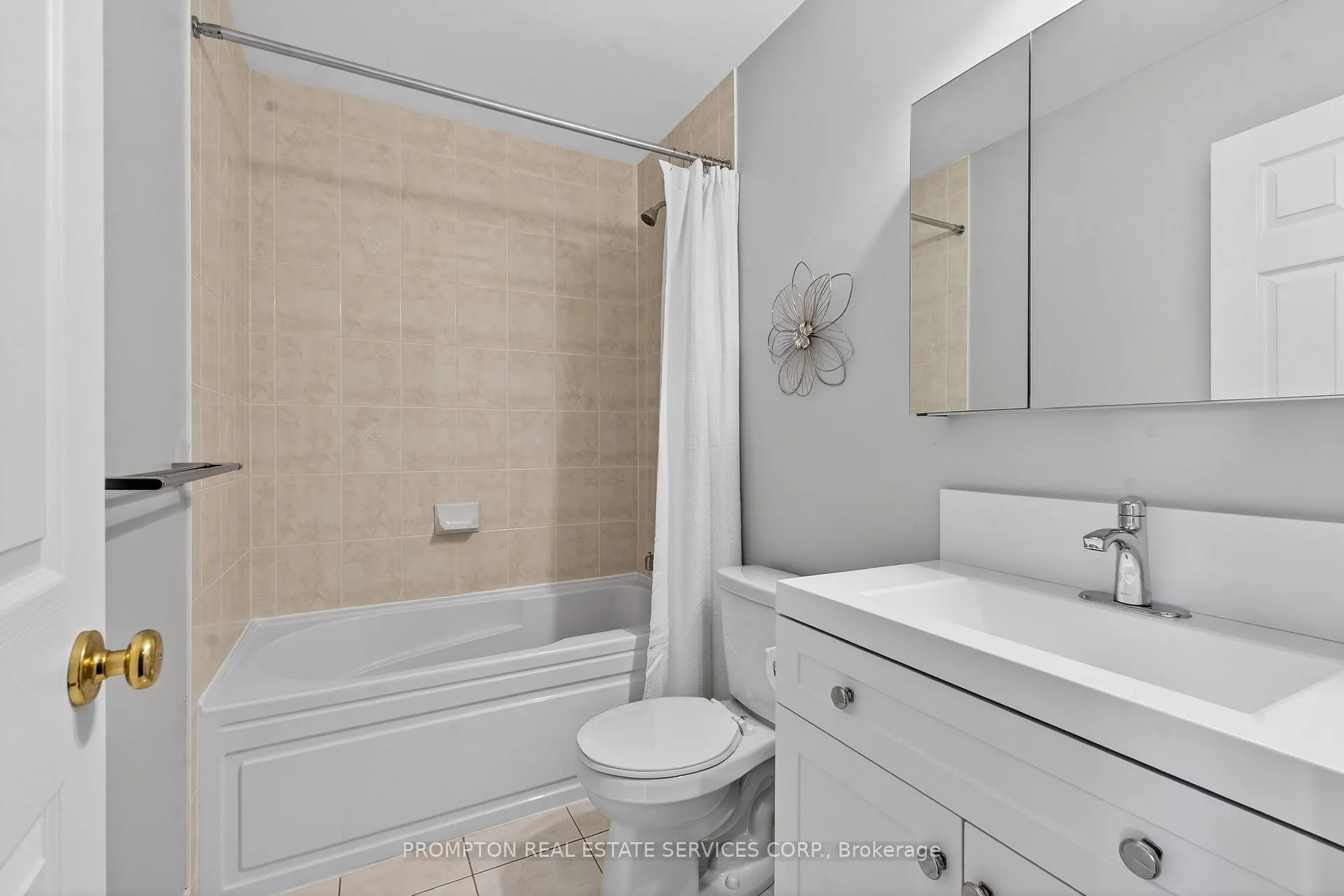 Photo 32 of 15 Donald Buttress Boulevard E, Markham, Cathedraltown — HOMEH
