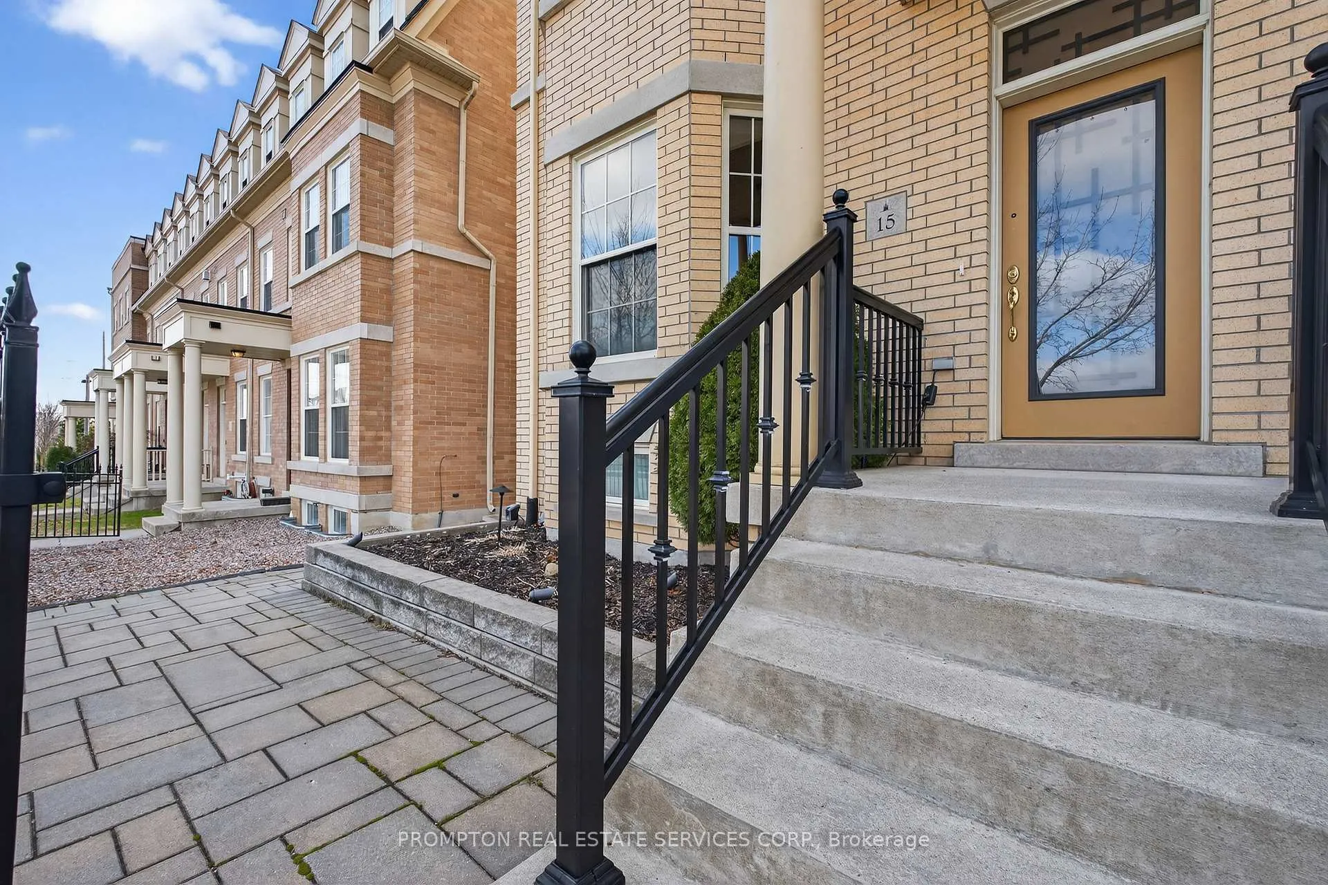 Photo 46 of 15 Donald Buttress Boulevard E, Markham, Cathedraltown — HOMEH