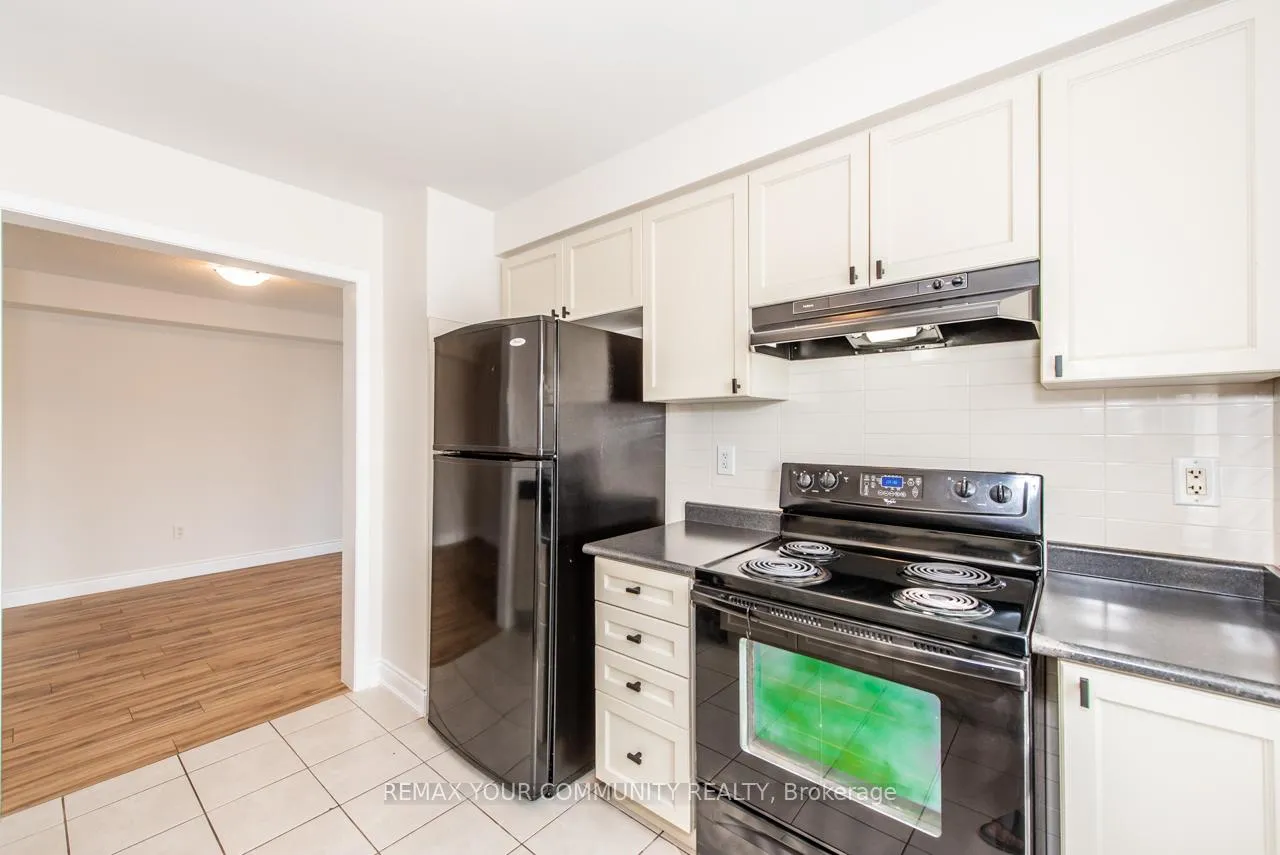 Photo 20 of 920 Brassard Circle, Milton, Willmott — HOMEH