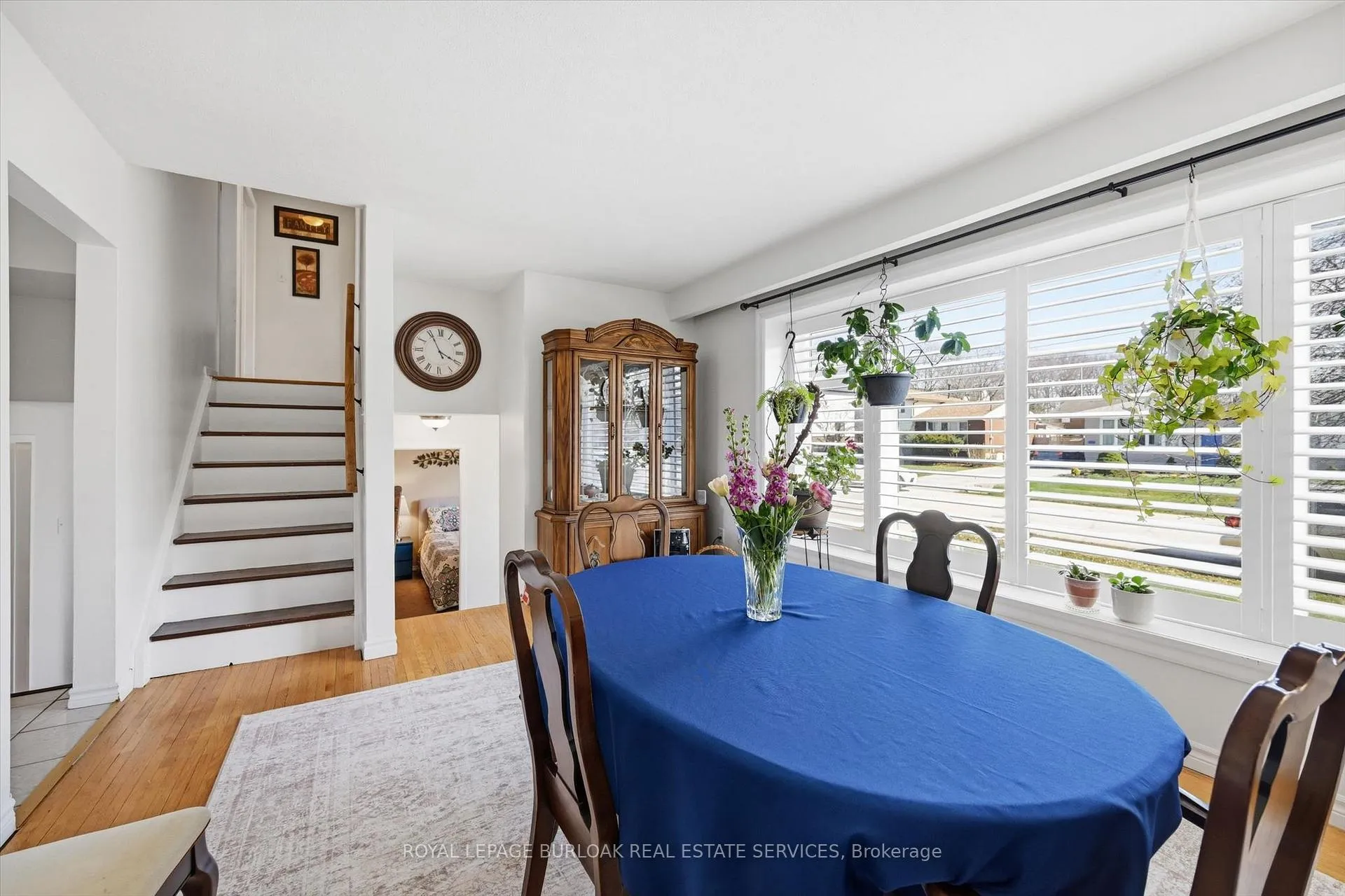 Photo 18 of 35 Viking Drive, Grimsby, Grimsby Beach — HOMEH