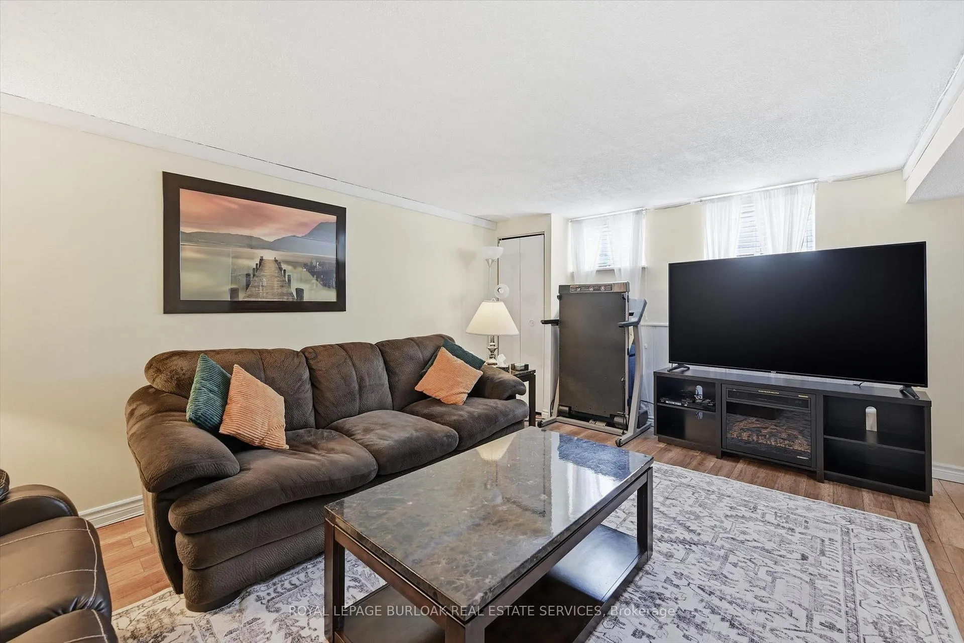 Photo 30 of 35 Viking Drive, Grimsby, Grimsby Beach — HOMEH