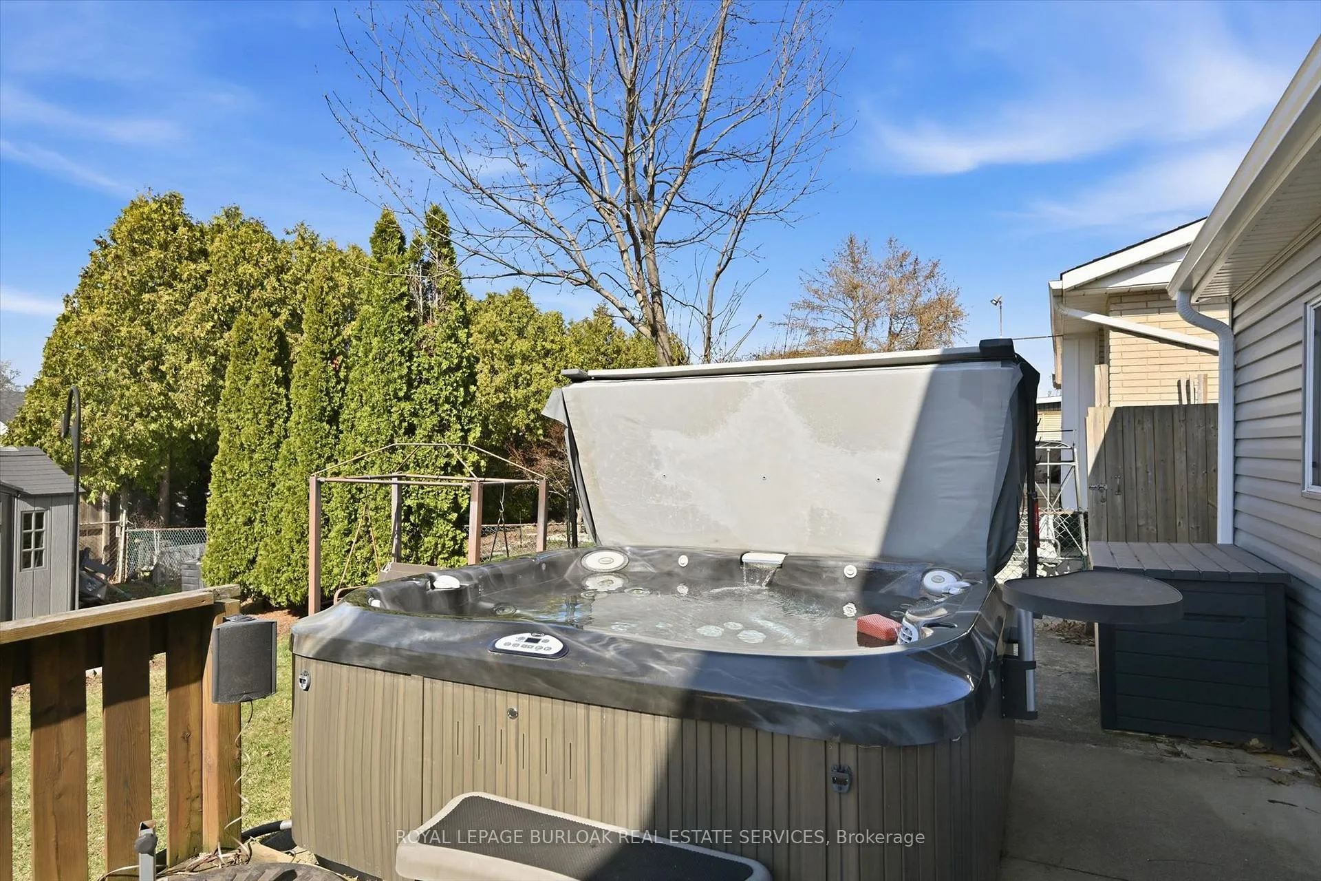 Photo 42 of 35 Viking Drive, Grimsby, Grimsby Beach — HOMEH