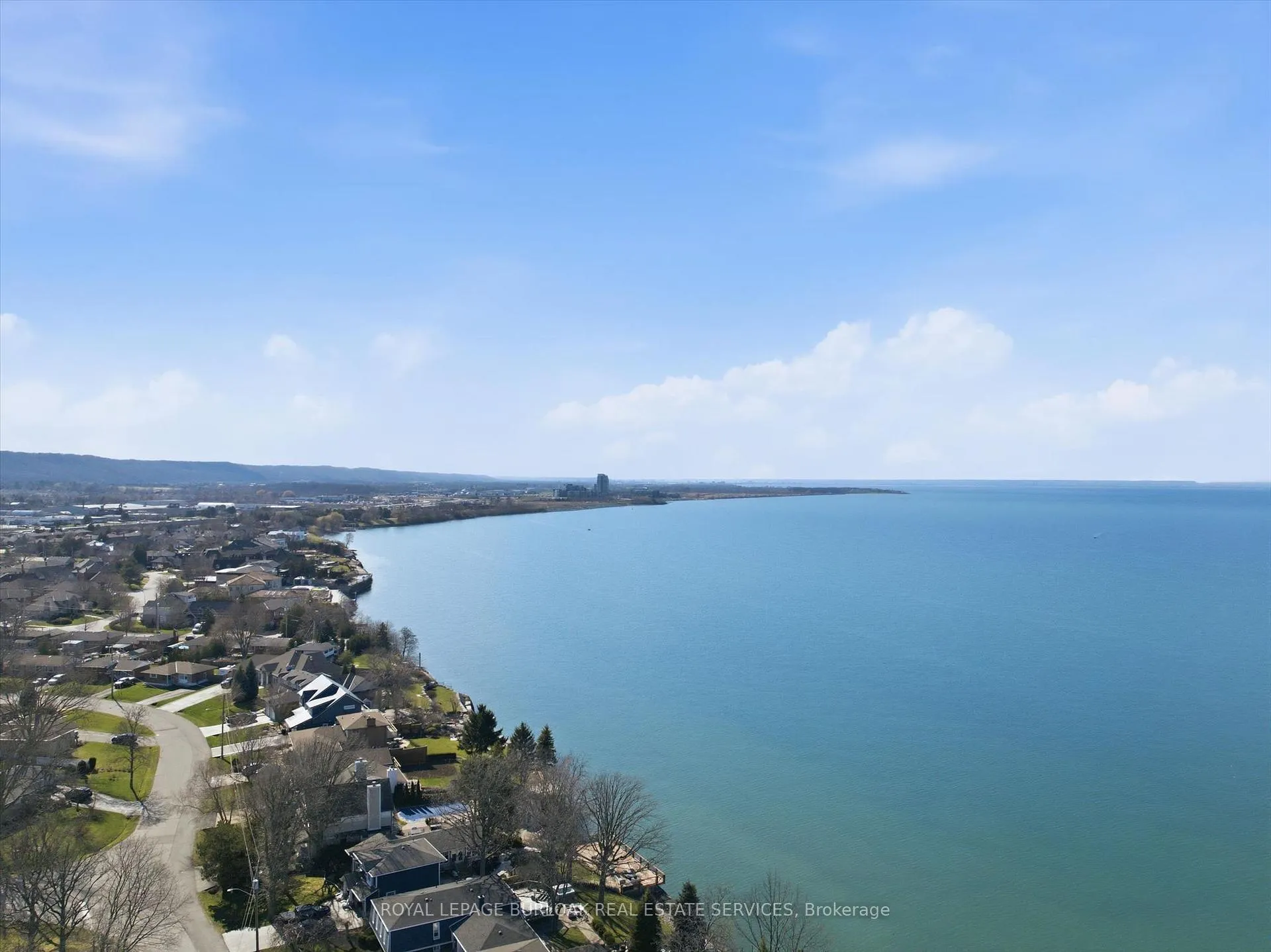 Photo 44 of 35 Viking Drive, Grimsby, Grimsby Beach — HOMEH