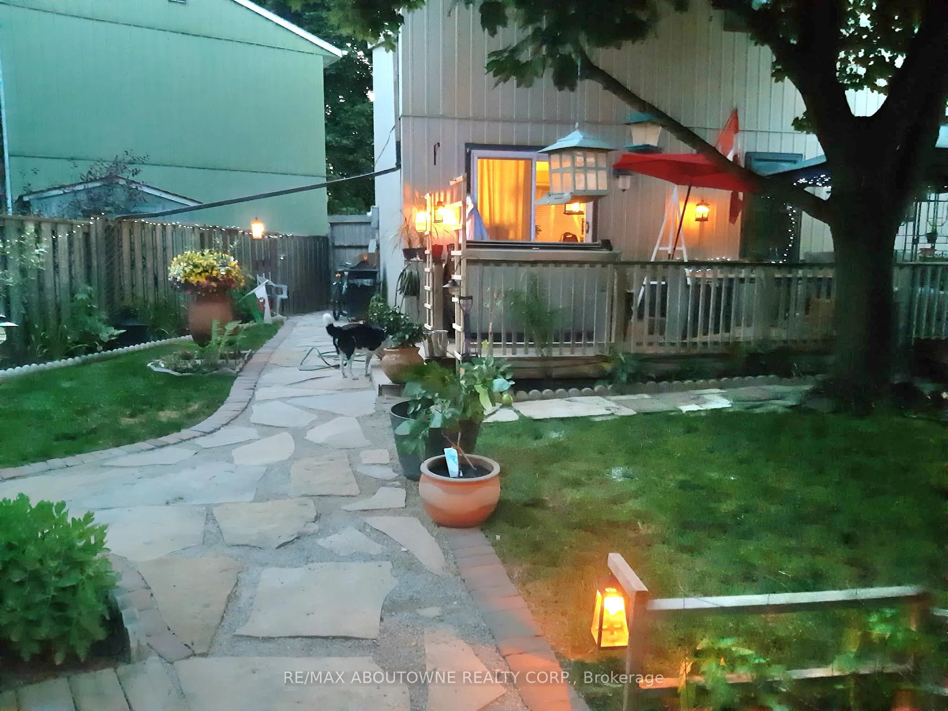 Photo 6 of 85 Huntingwood Crescent, Brampton, Central Park — HOMEH
