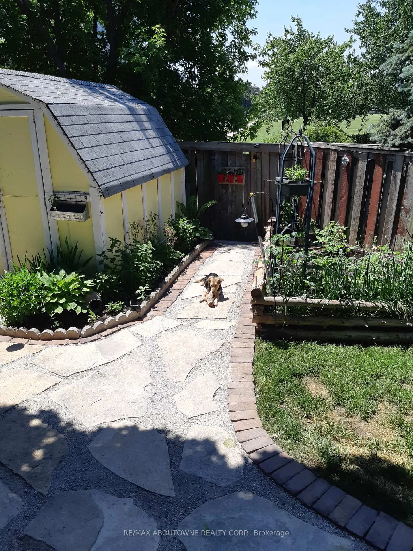 Photo 17 of 85 Huntingwood Crescent, Brampton, Central Park — HOMEH