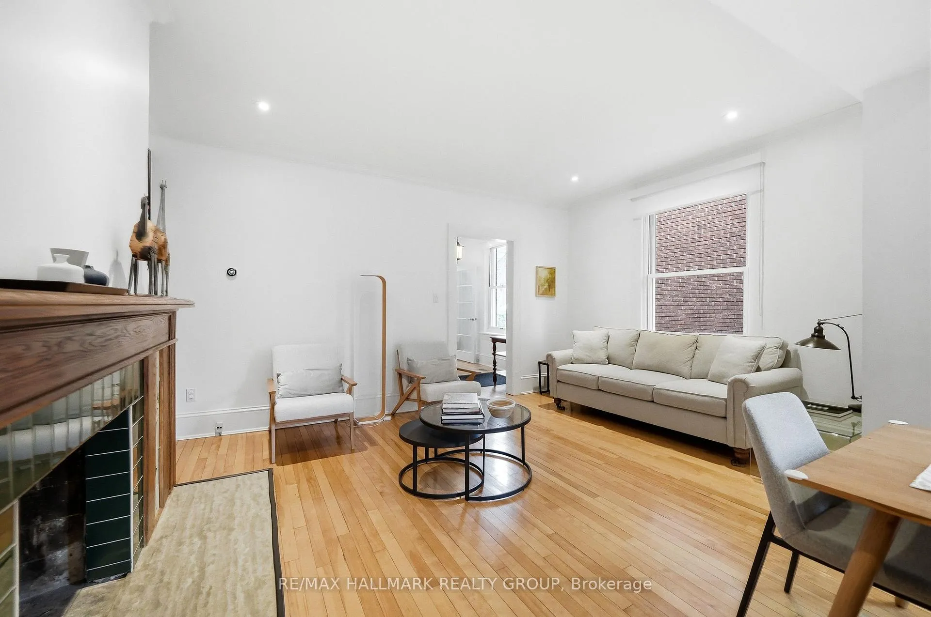 Photo 8 of 138 Keefer Street, Ottawa, New Edinburgh — HOMEH