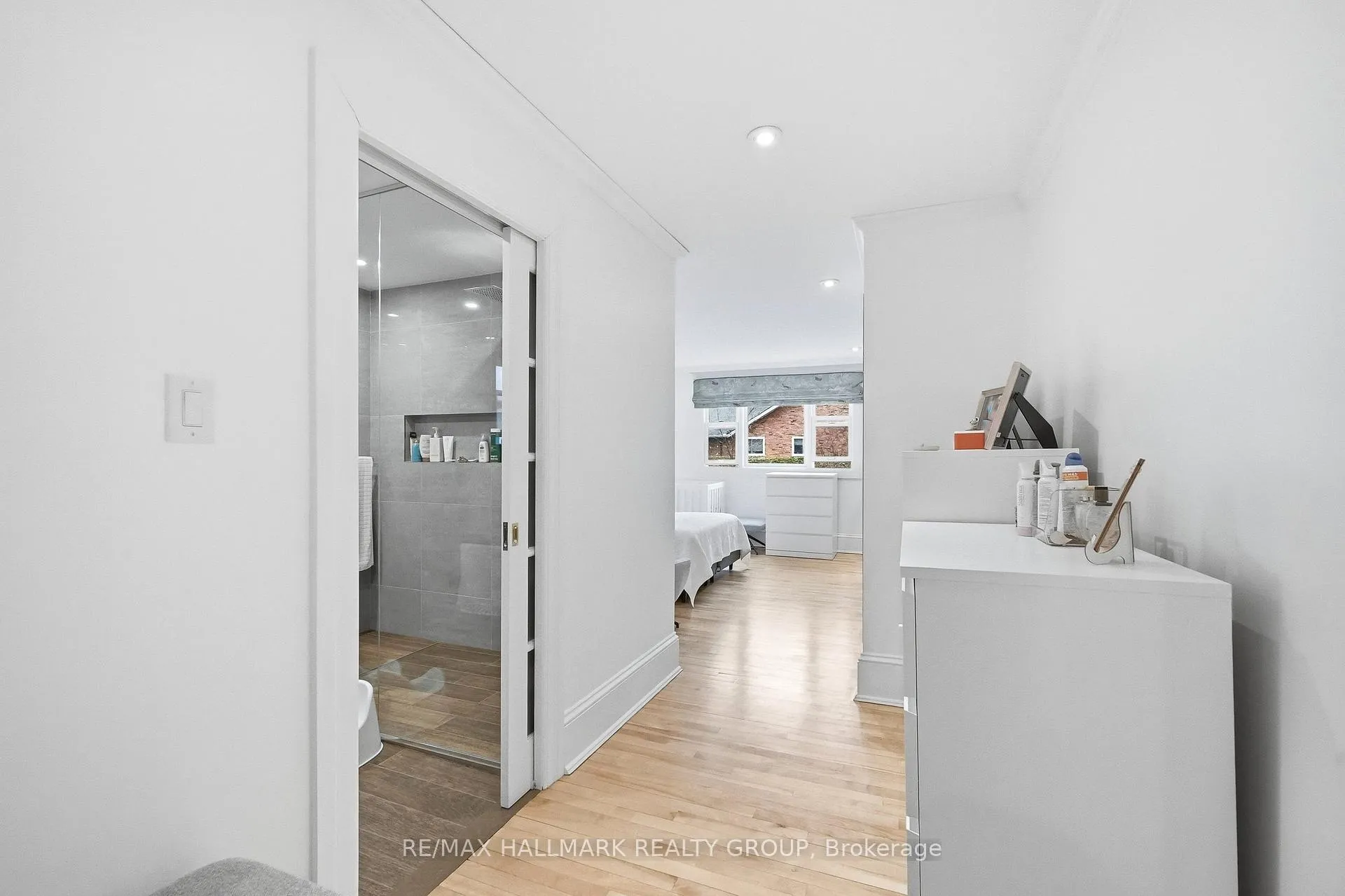Photo 17 of 138 Keefer Street, Ottawa, New Edinburgh — HOMEH