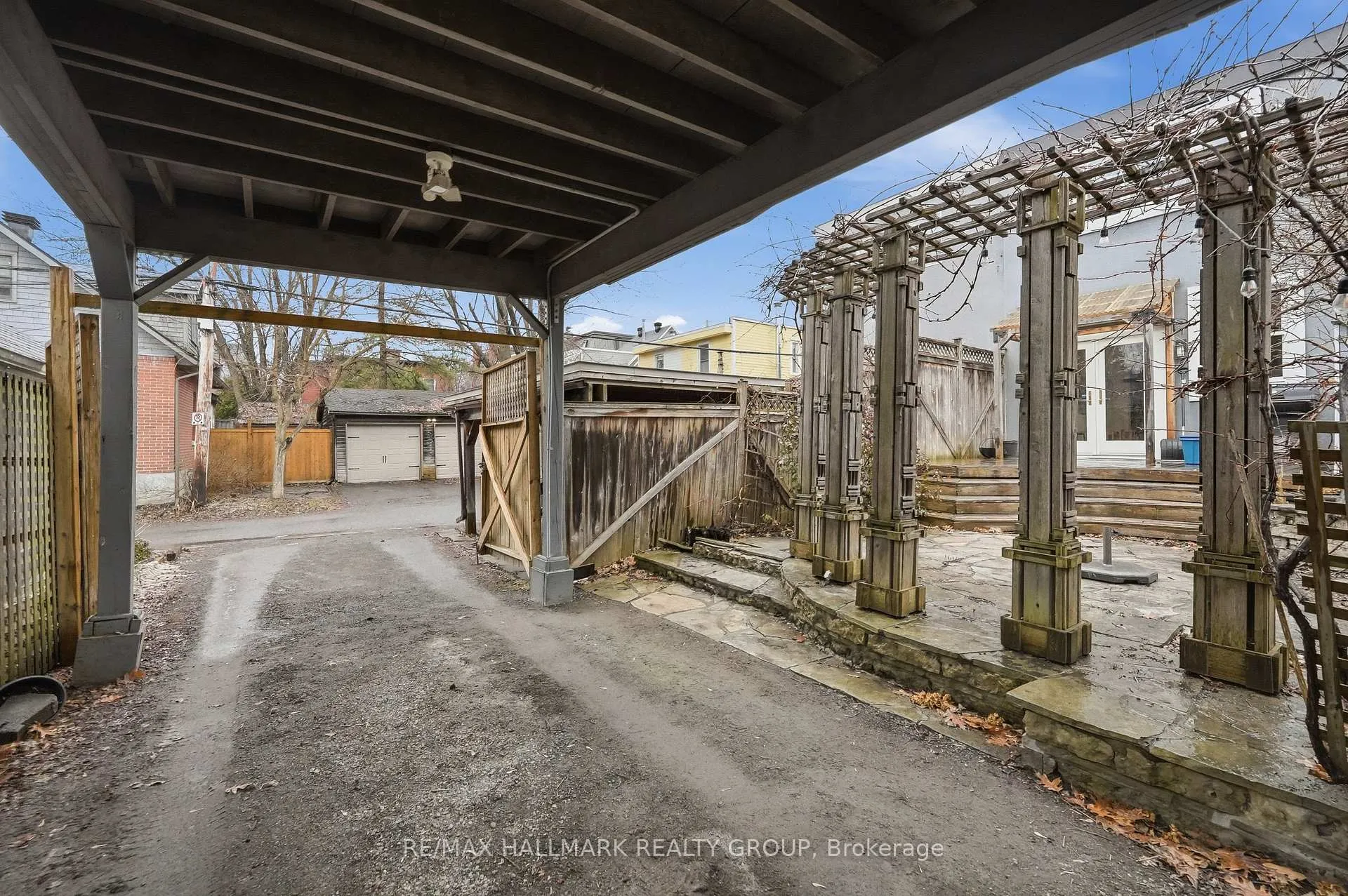Photo 28 of 138 Keefer Street, Ottawa, New Edinburgh — HOMEH