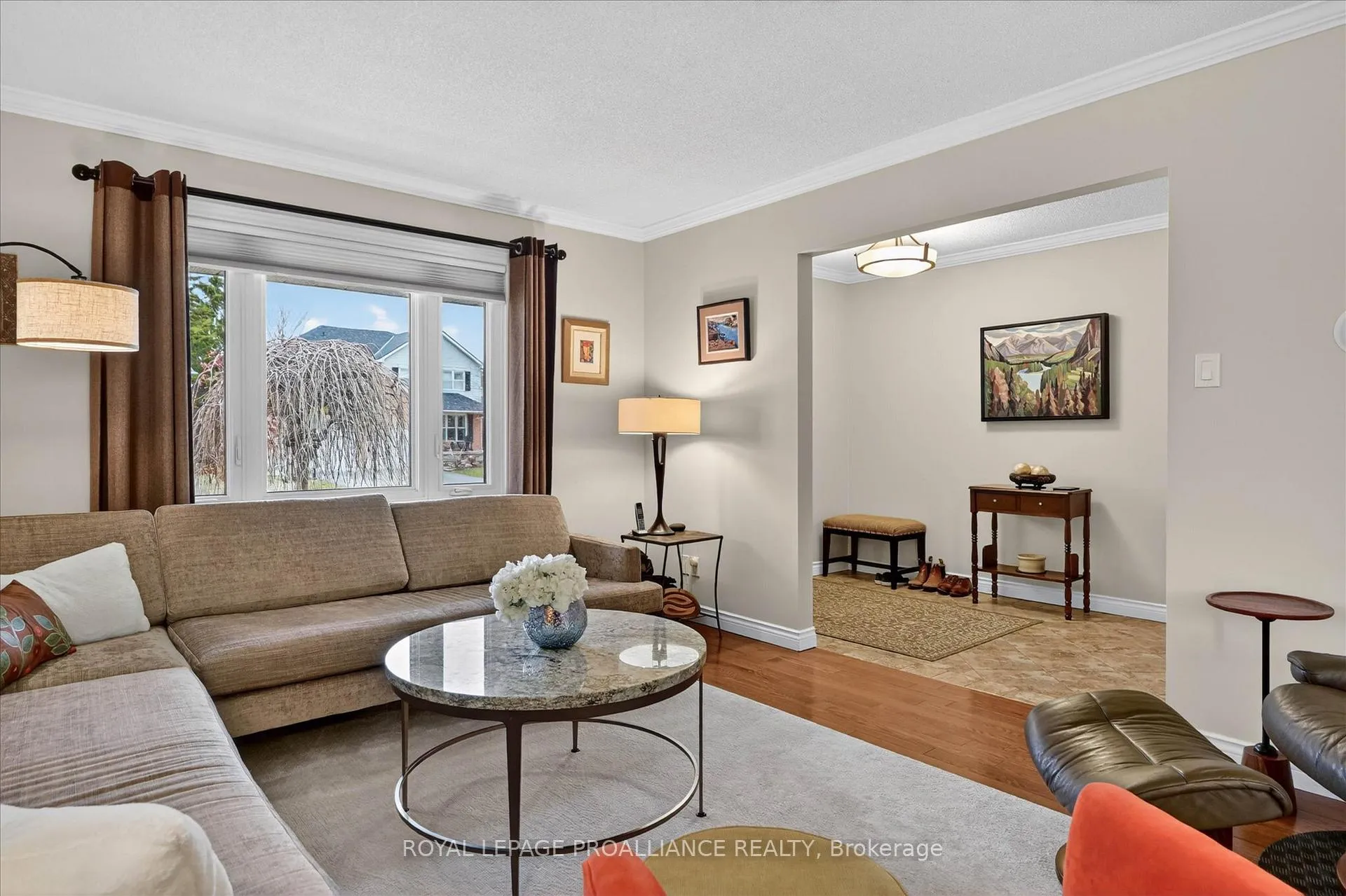 Photo 6 of 1426 Glenforest Crescent, Peterborough, Monaghan Ward 2 — HOMEH