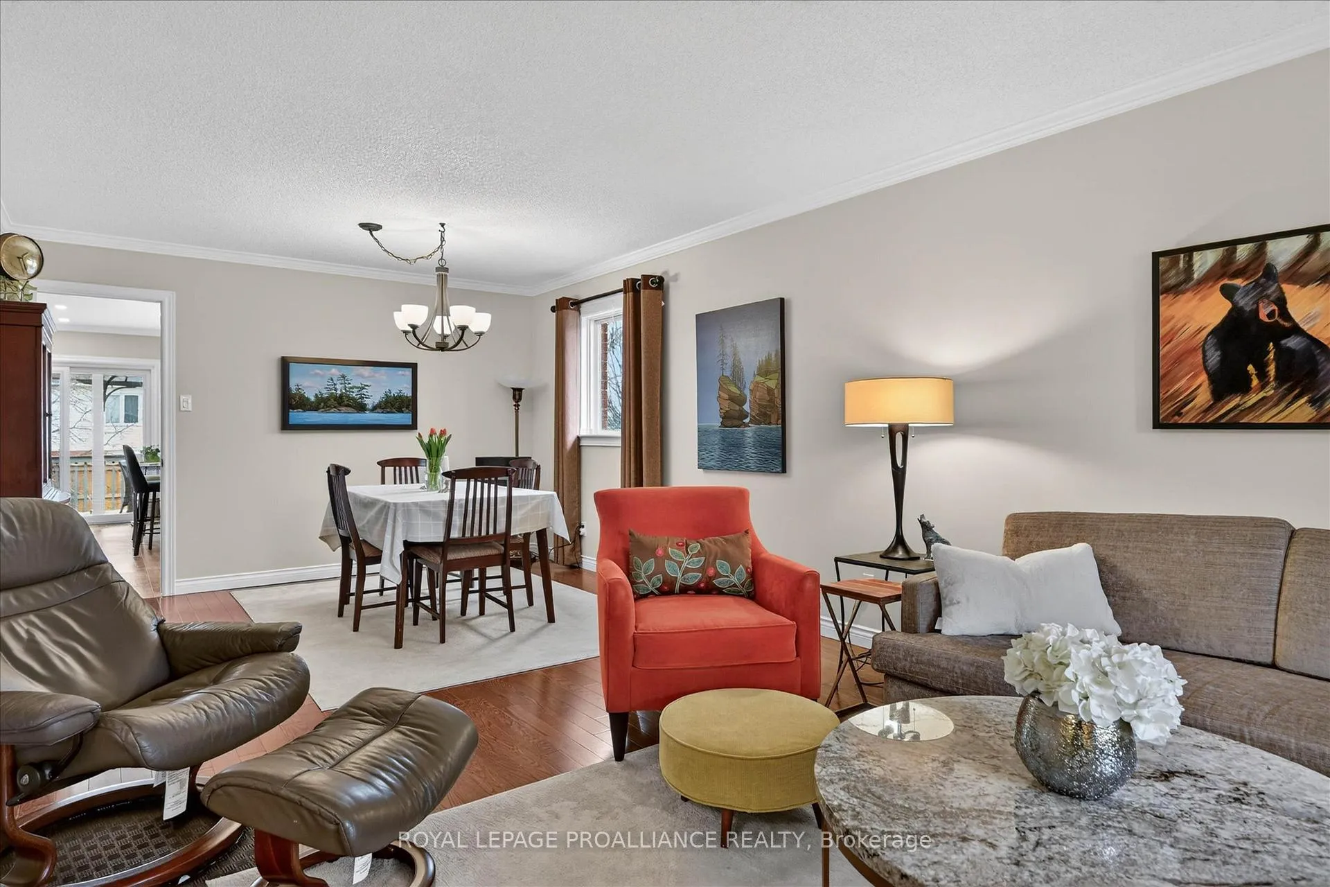 Photo 7 of 1426 Glenforest Crescent, Peterborough, Monaghan Ward 2 — HOMEH