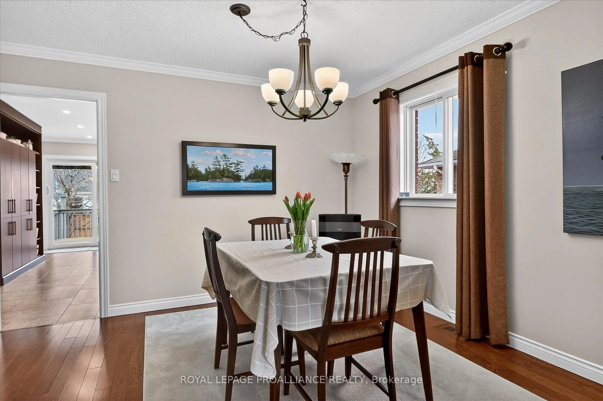 Photo 8 of 1426 Glenforest Crescent, Peterborough, Monaghan Ward 2 — HOMEH