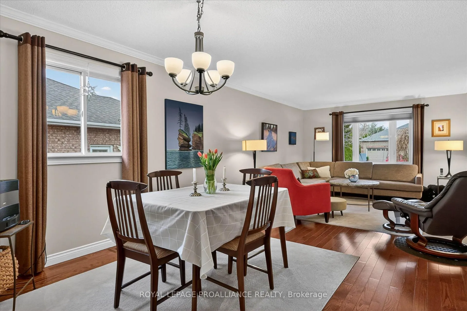 Photo 10 of 1426 Glenforest Crescent, Peterborough, Monaghan Ward 2 — HOMEH