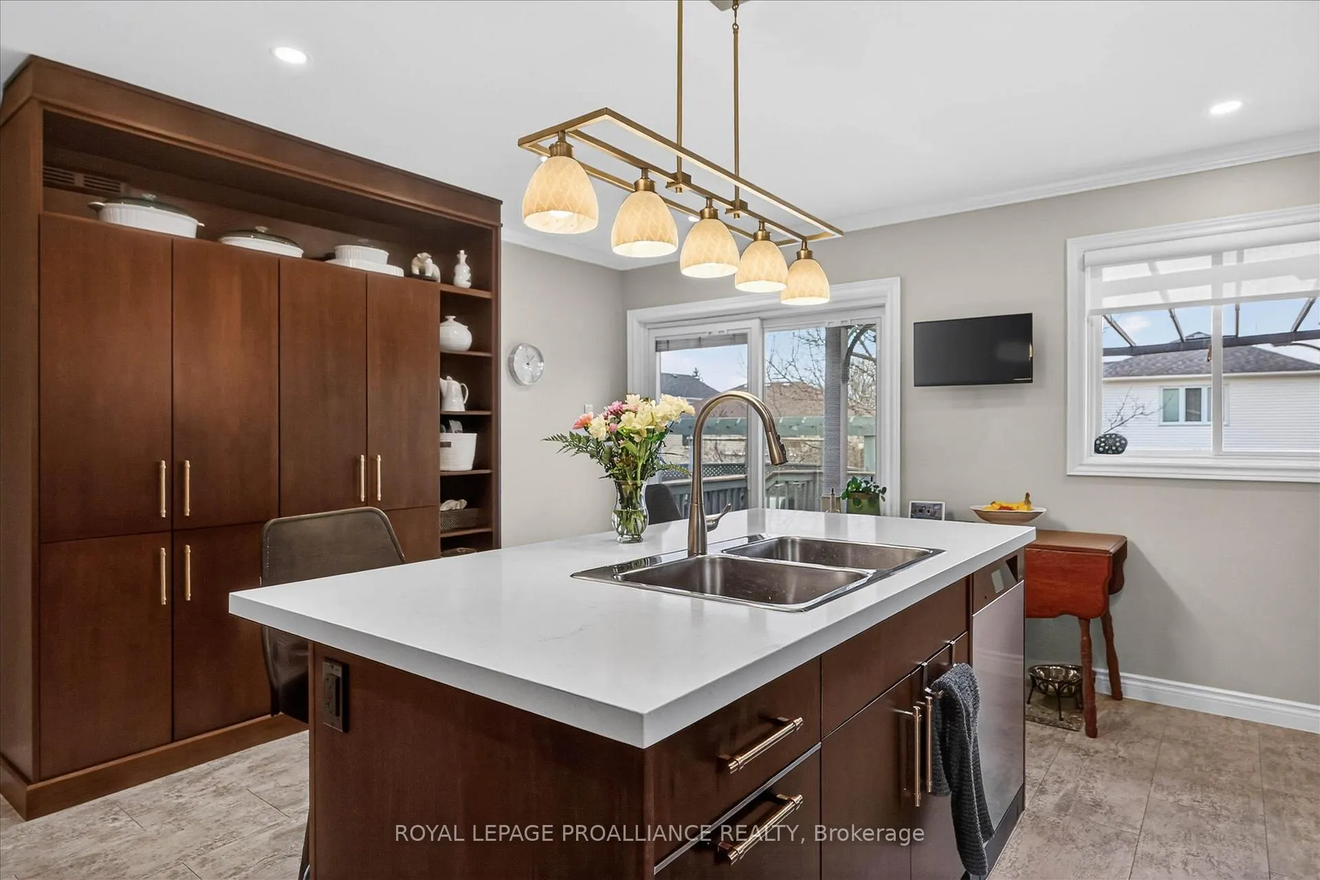 Photo 15 of 1426 Glenforest Crescent, Peterborough, Monaghan Ward 2 — HOMEH