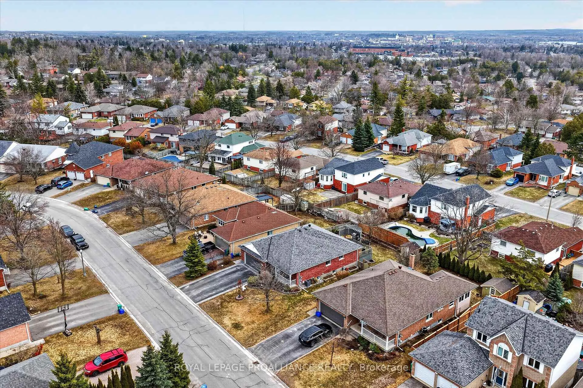 Photo 50 of 1426 Glenforest Crescent, Peterborough, Monaghan Ward 2 — HOMEH