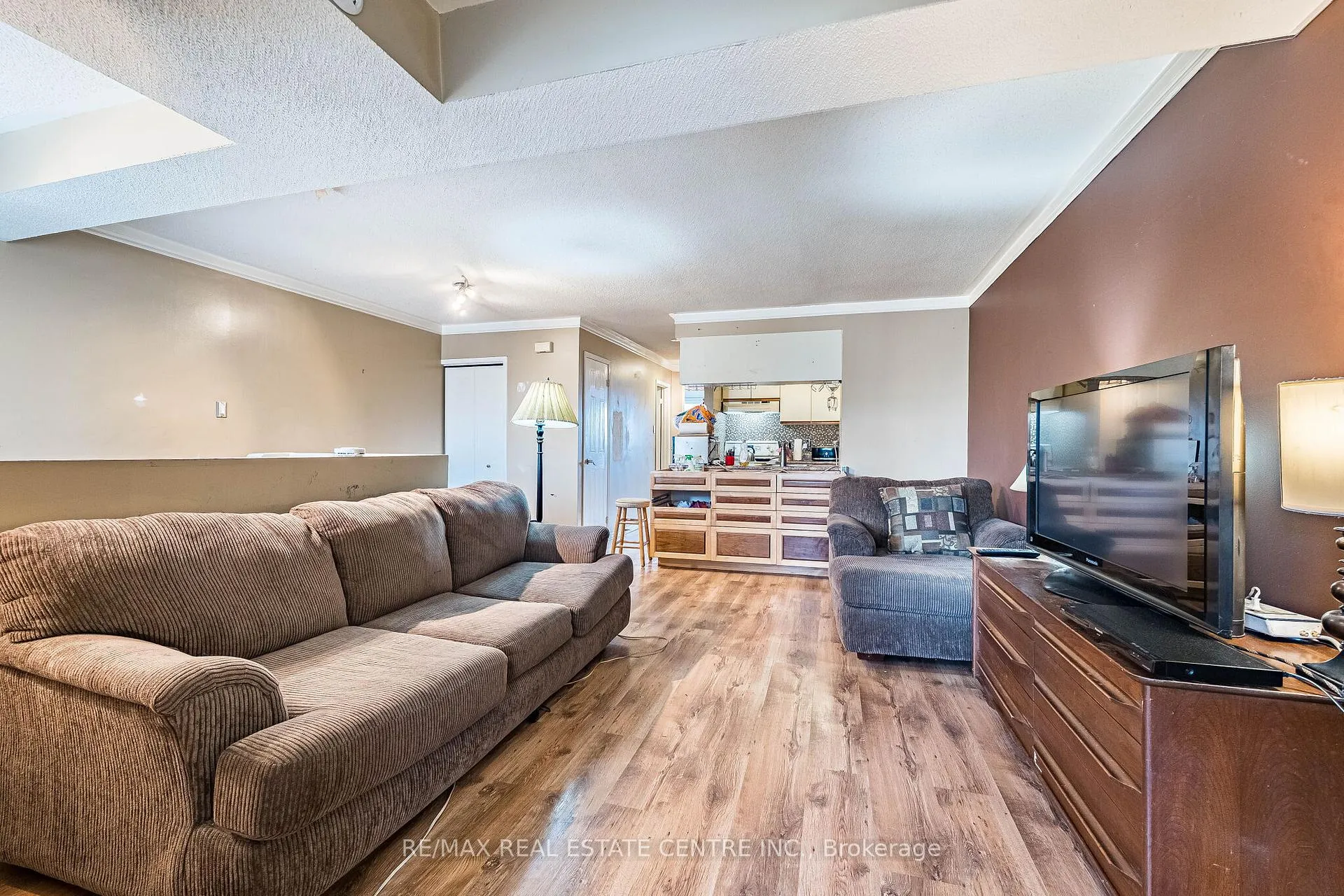 Photo 8 of Unit 128, 25A Wylie Circle, Halton Hills, Georgetown — HOMEH